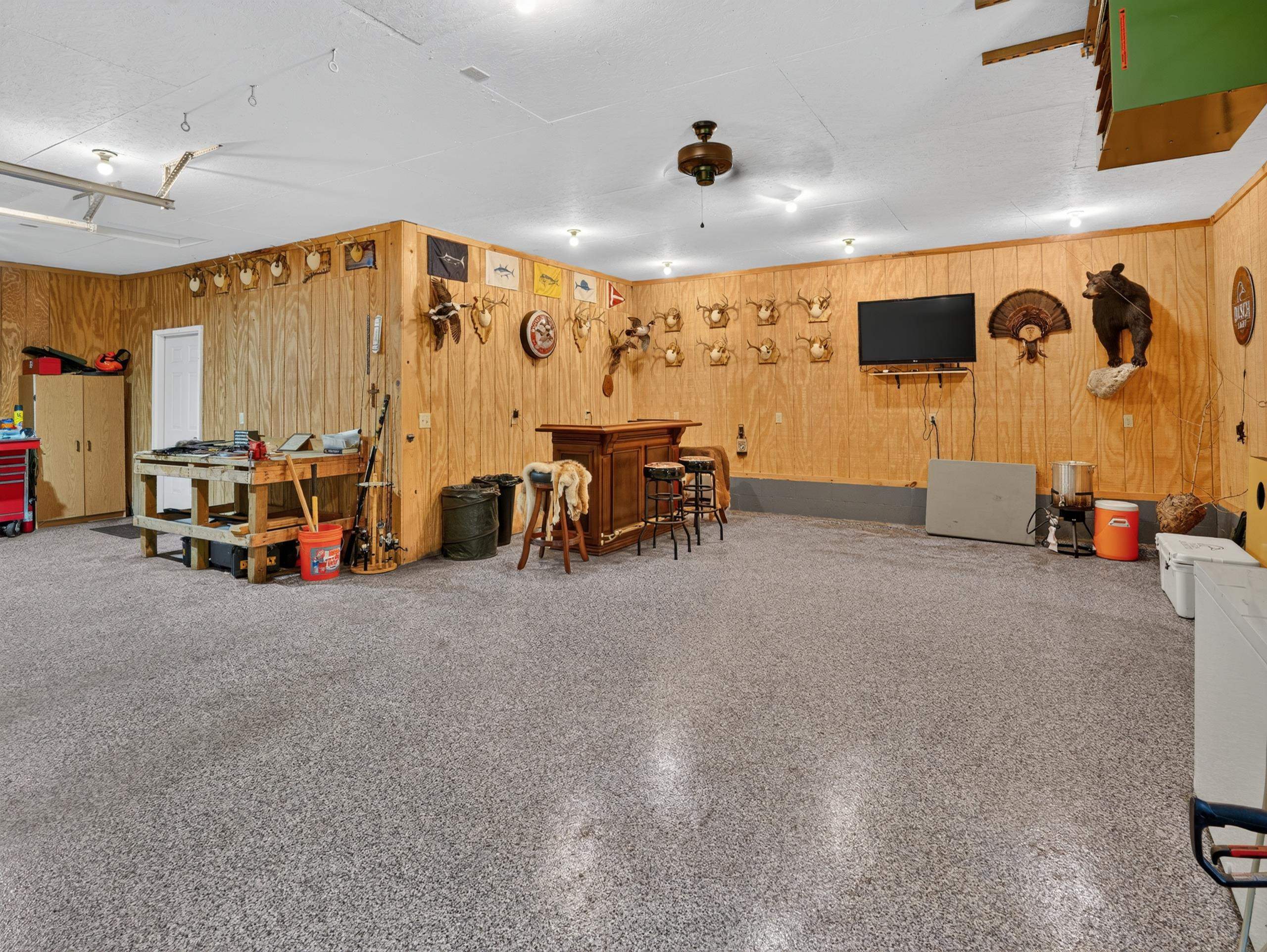 457 E Mier Road Property Photo 35
