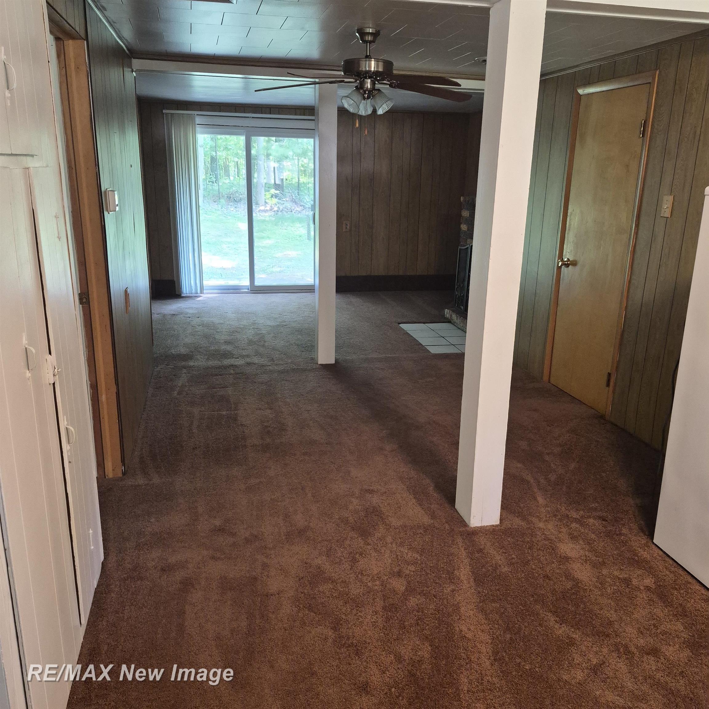 2484 Larry Drive Property Photo 4