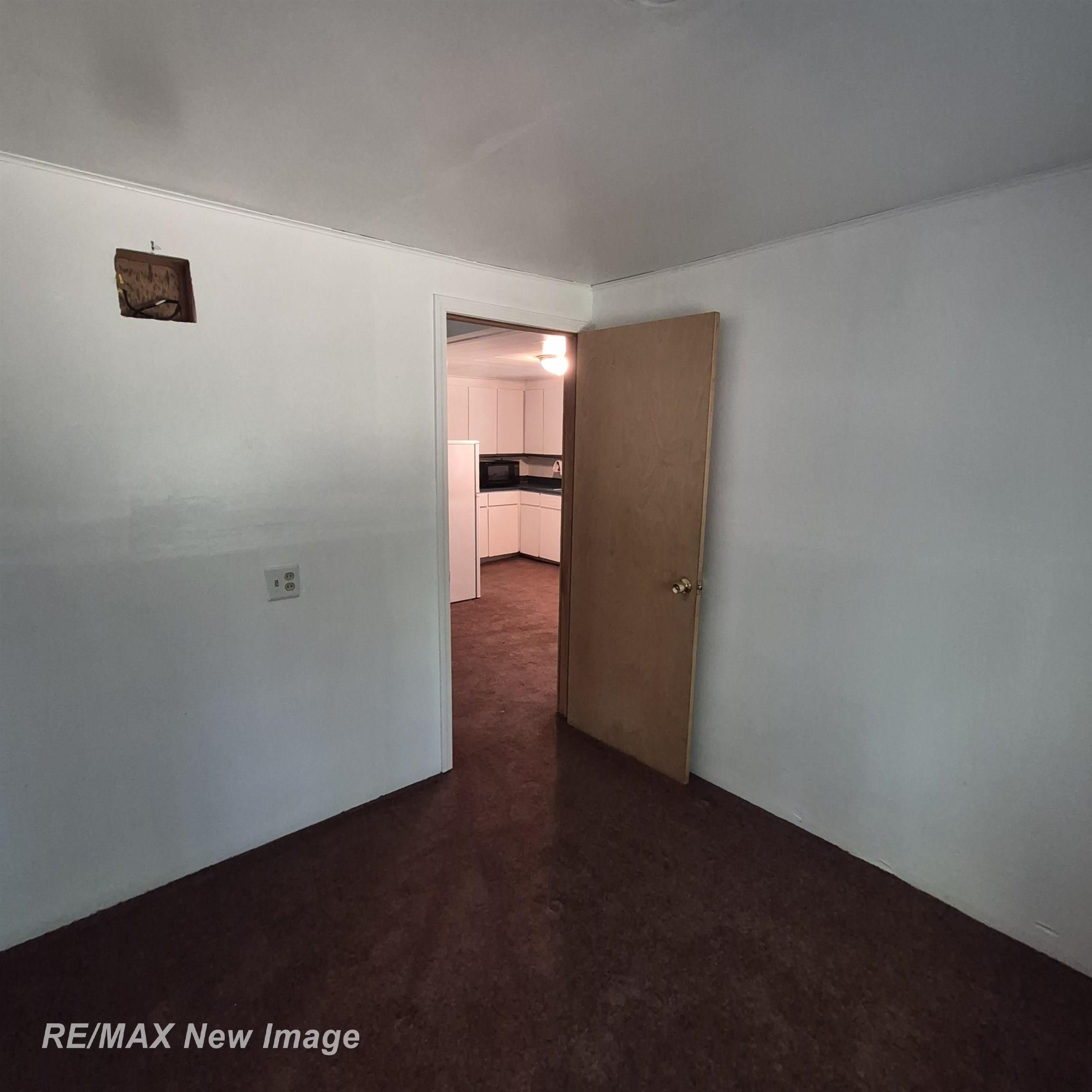 2484 Larry Drive Property Photo 10