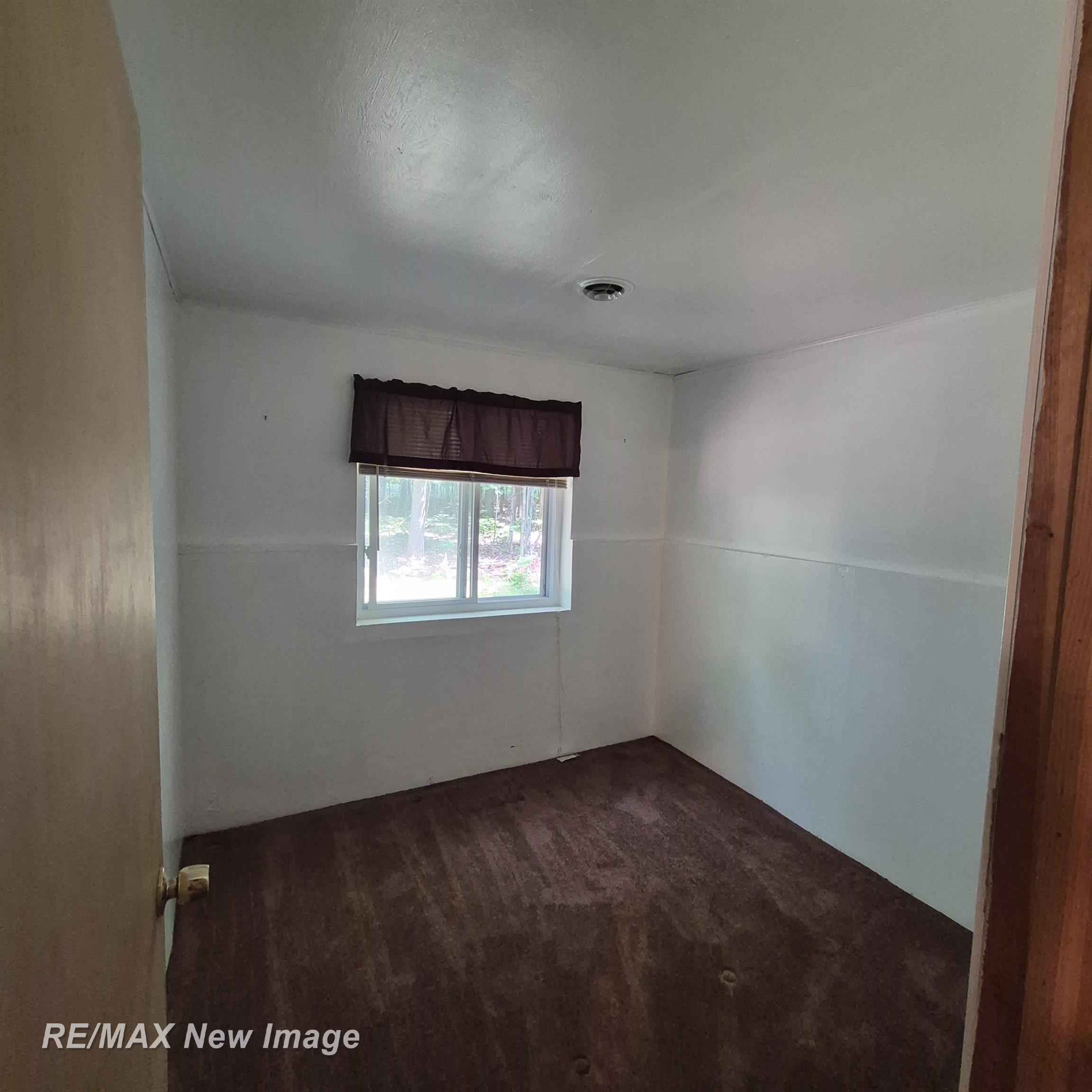 2484 Larry Drive Property Photo 11
