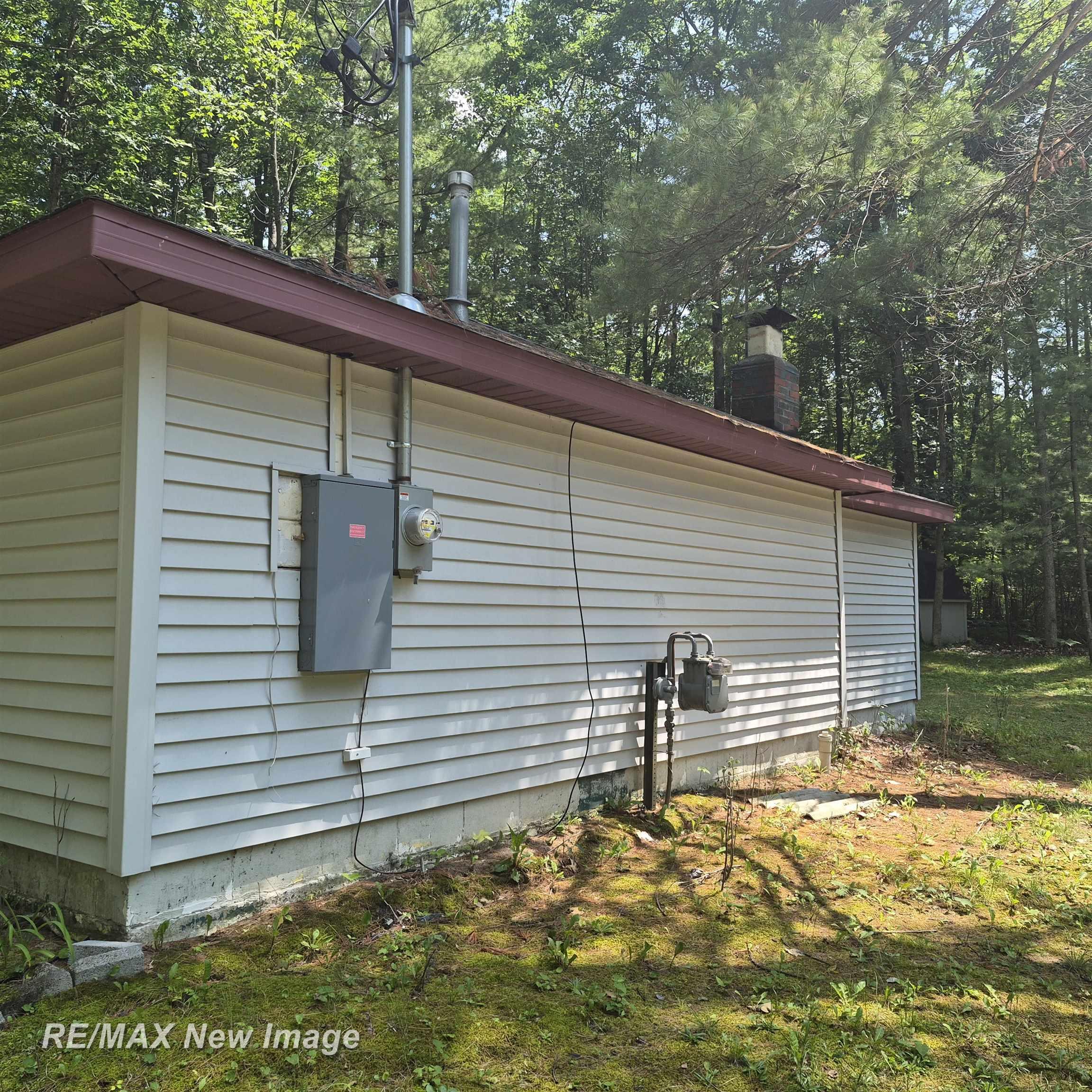 2484 Larry Drive Property Photo 17