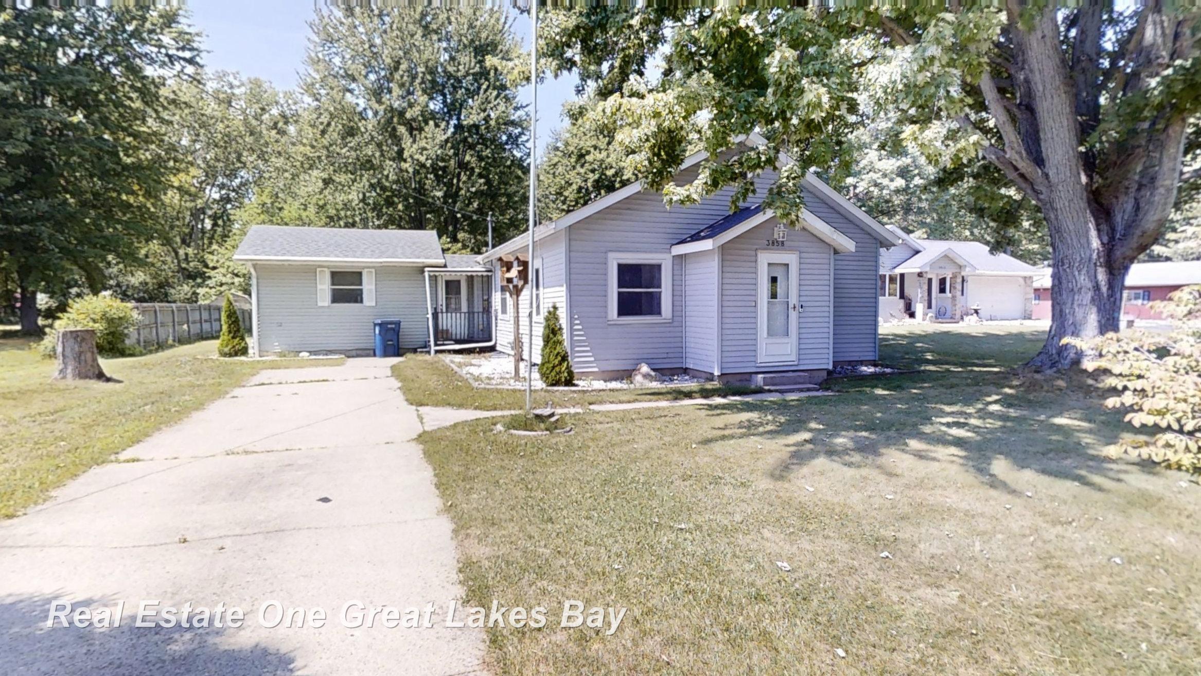 3858 Clutier Road Property Photo 1