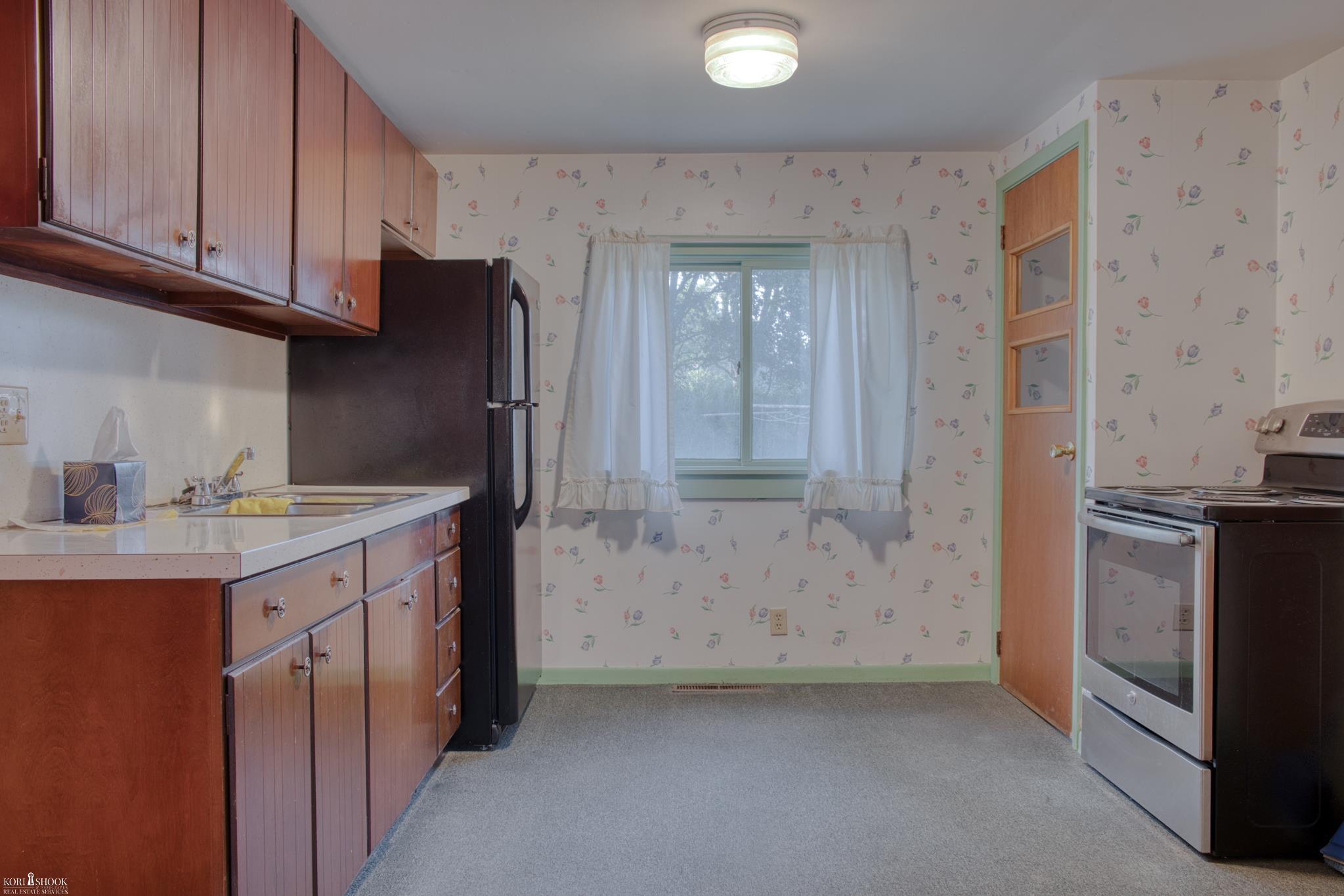 315 E Williams Street Property Photo 2