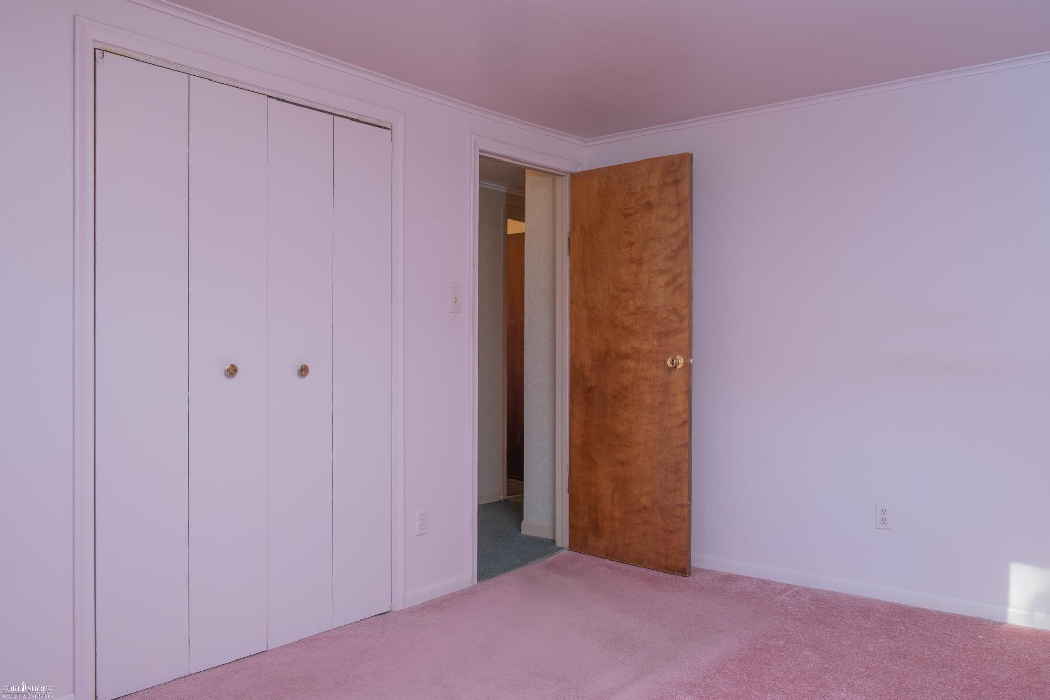 315 E Williams Street Property Photo 10