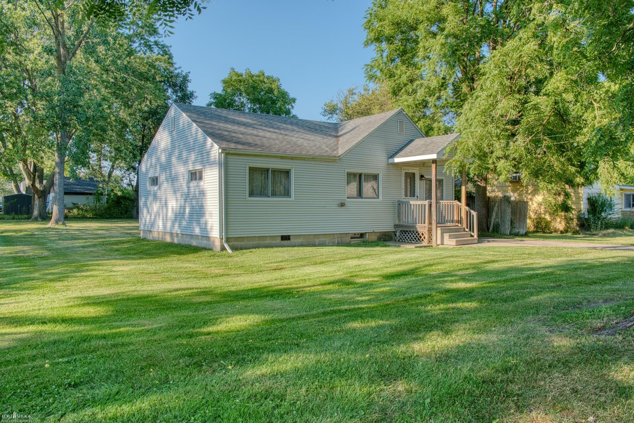 315 E Williams Street Property Photo 23