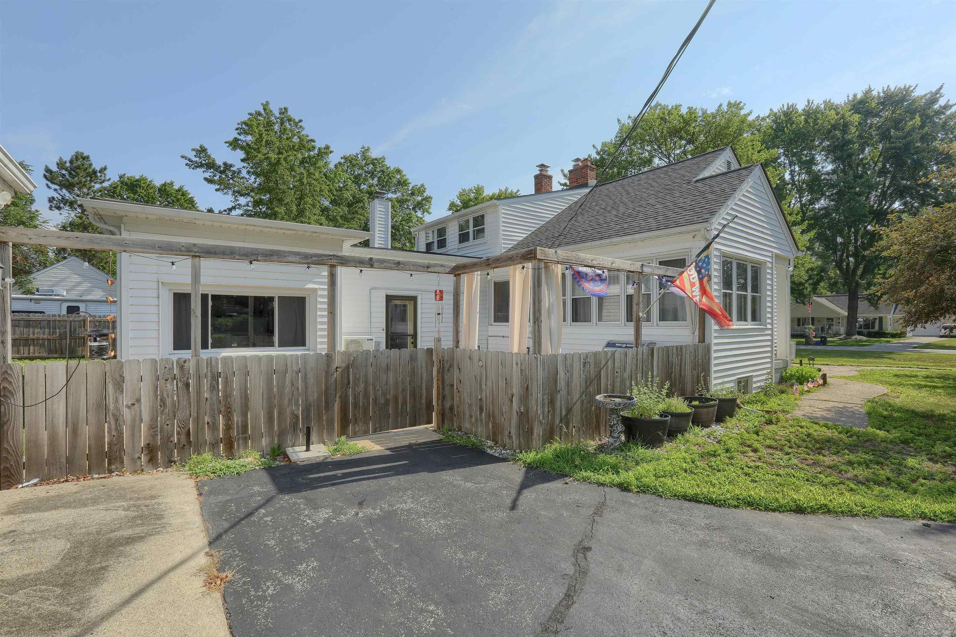 1945 Saint Clair Blvd Boulevard Property Photo 30