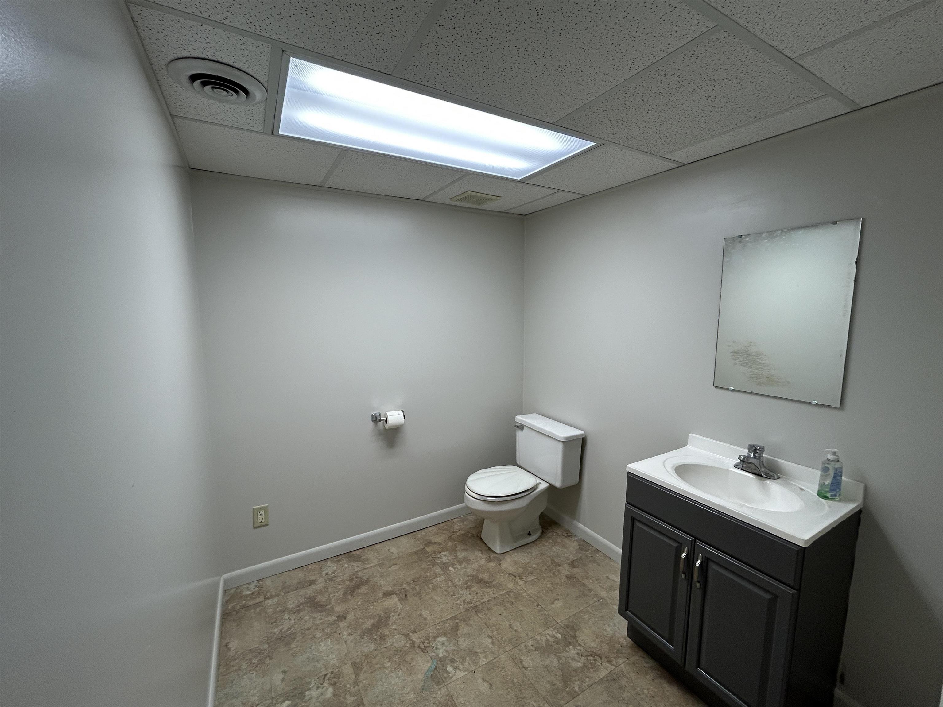 5143 S Saginaw Street Property Photo 16
