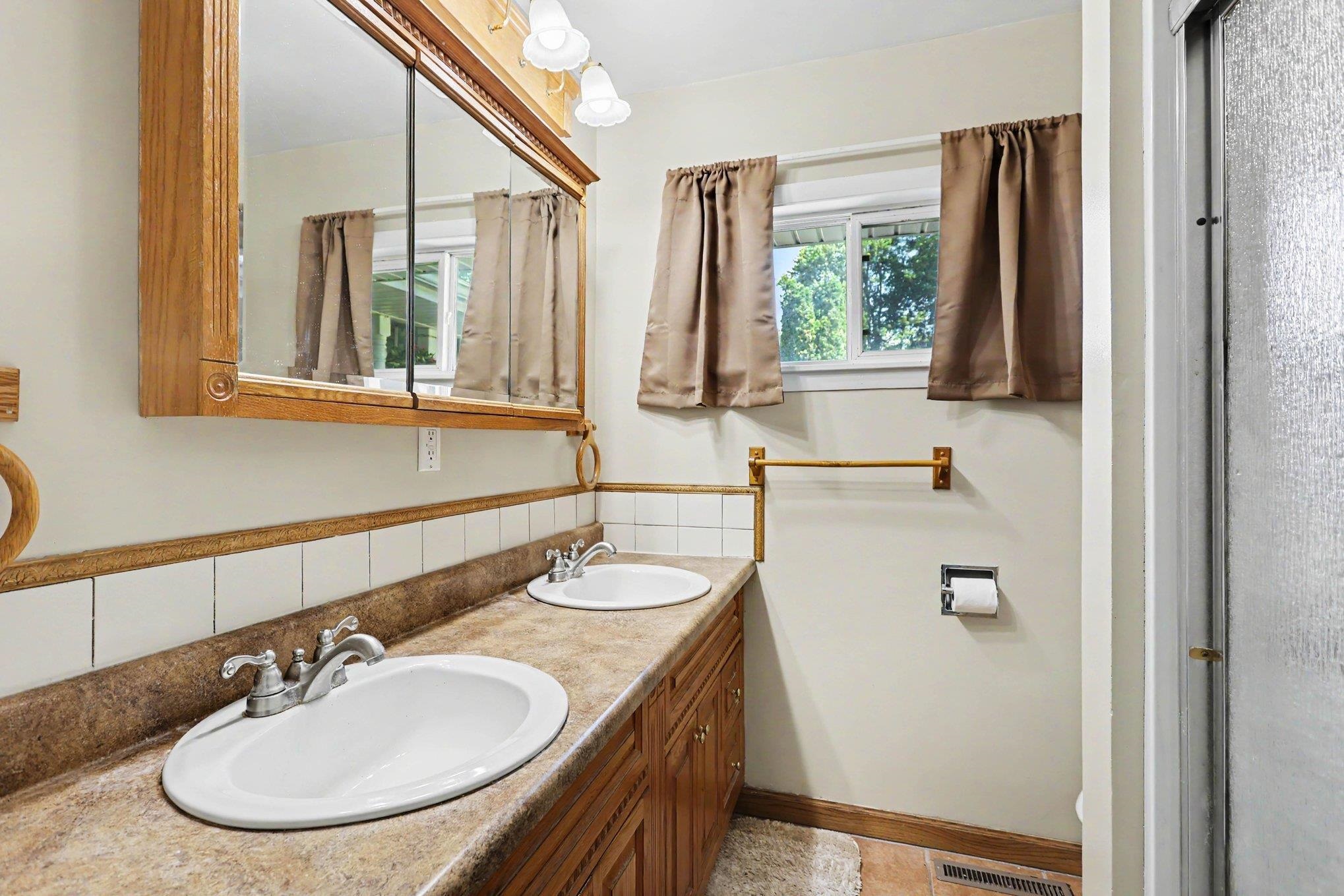 12933 Gera Road Property Photo 9