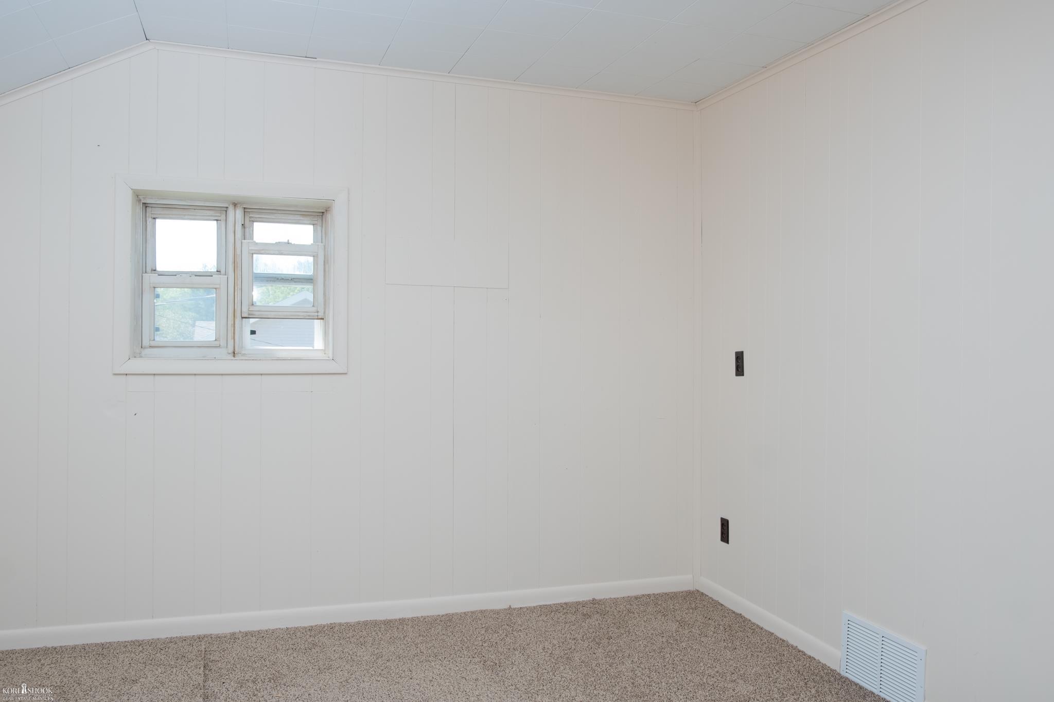 321 E Oliver Street Property Photo 23