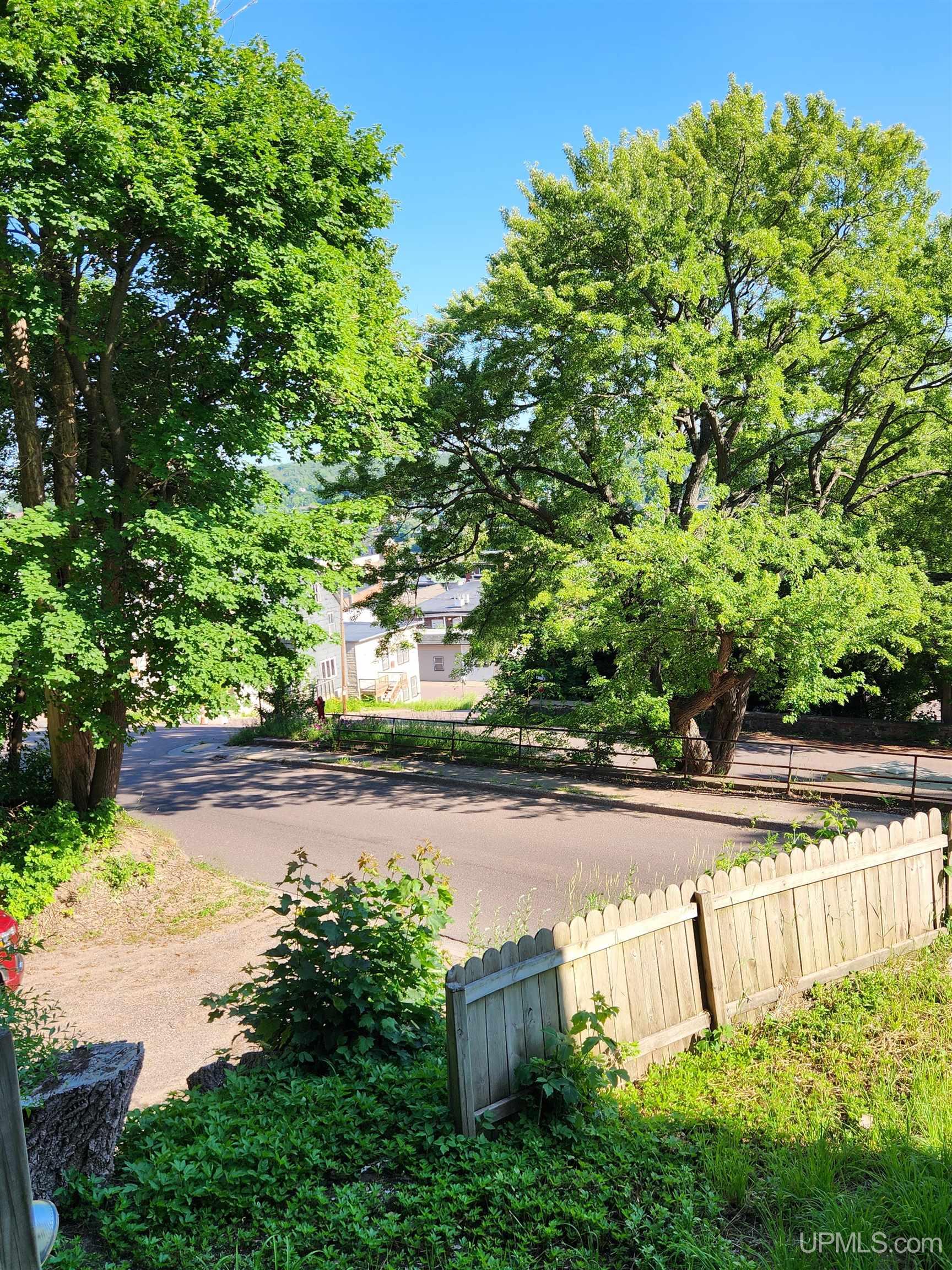 205 White Street Property Photo 5