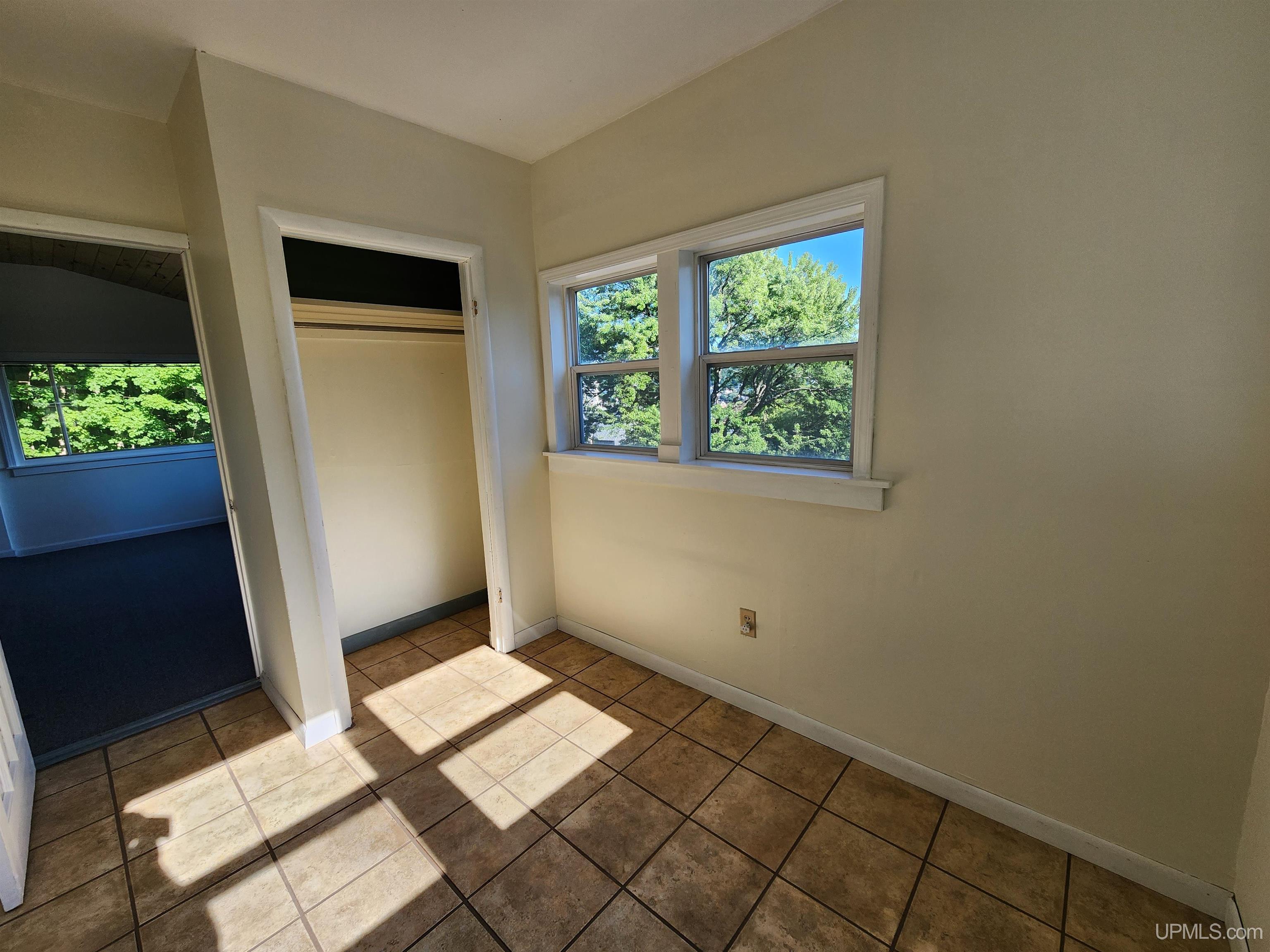 205 White Street Property Photo 13