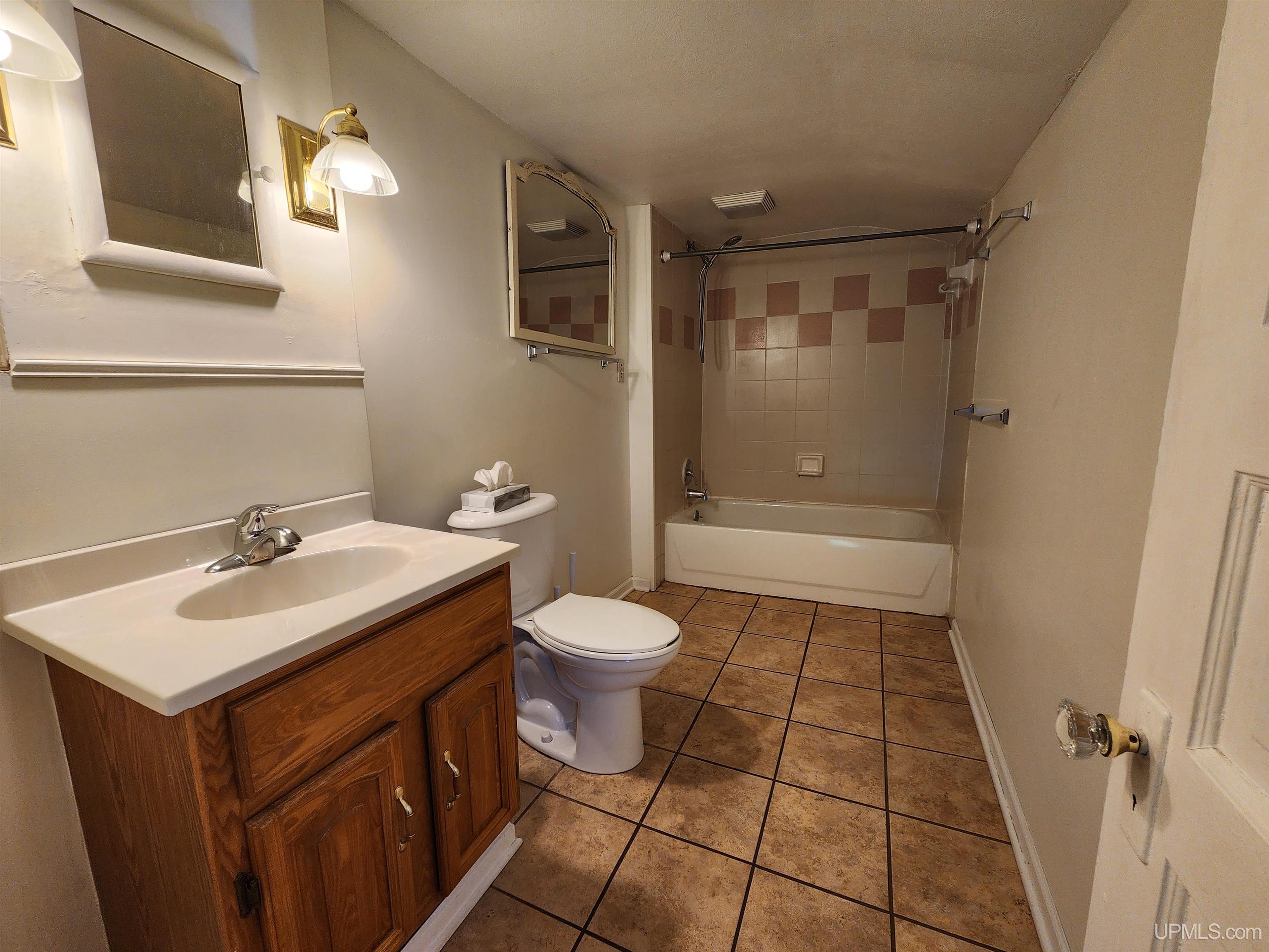 205 White Street Property Photo 22