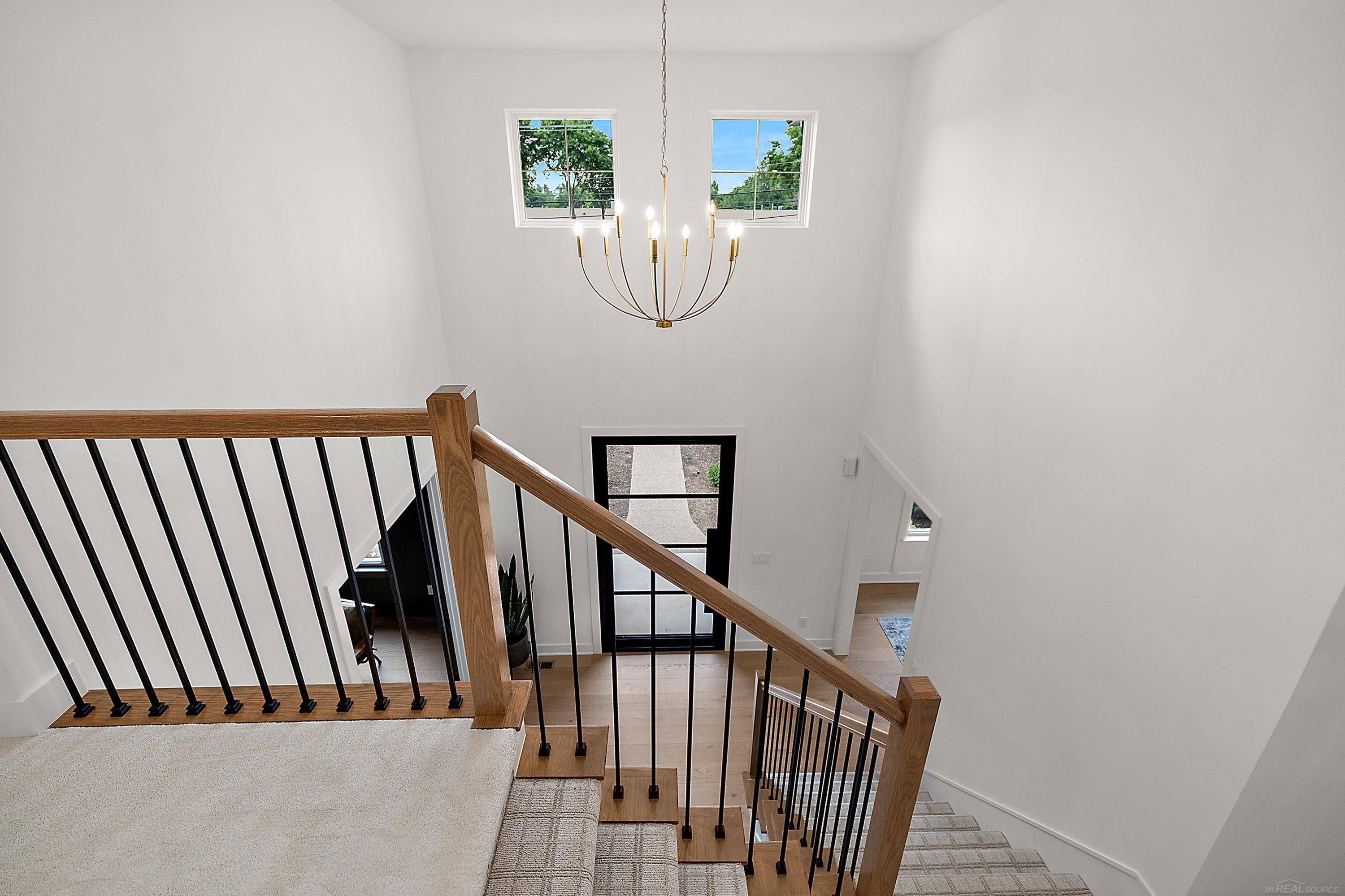 1051 E Avon Road Property Photo 37