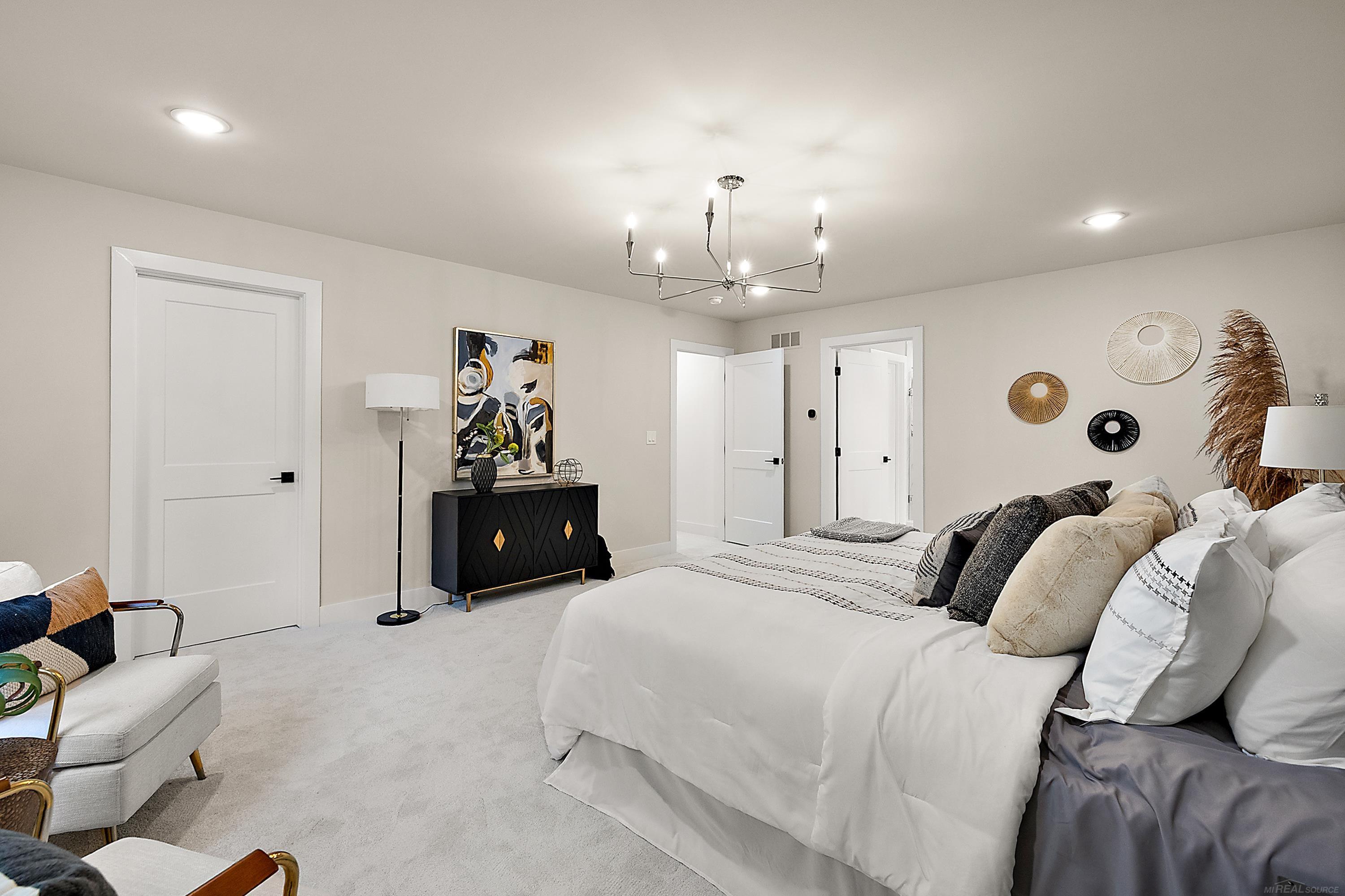 1051 E Avon Road Property Photo 42