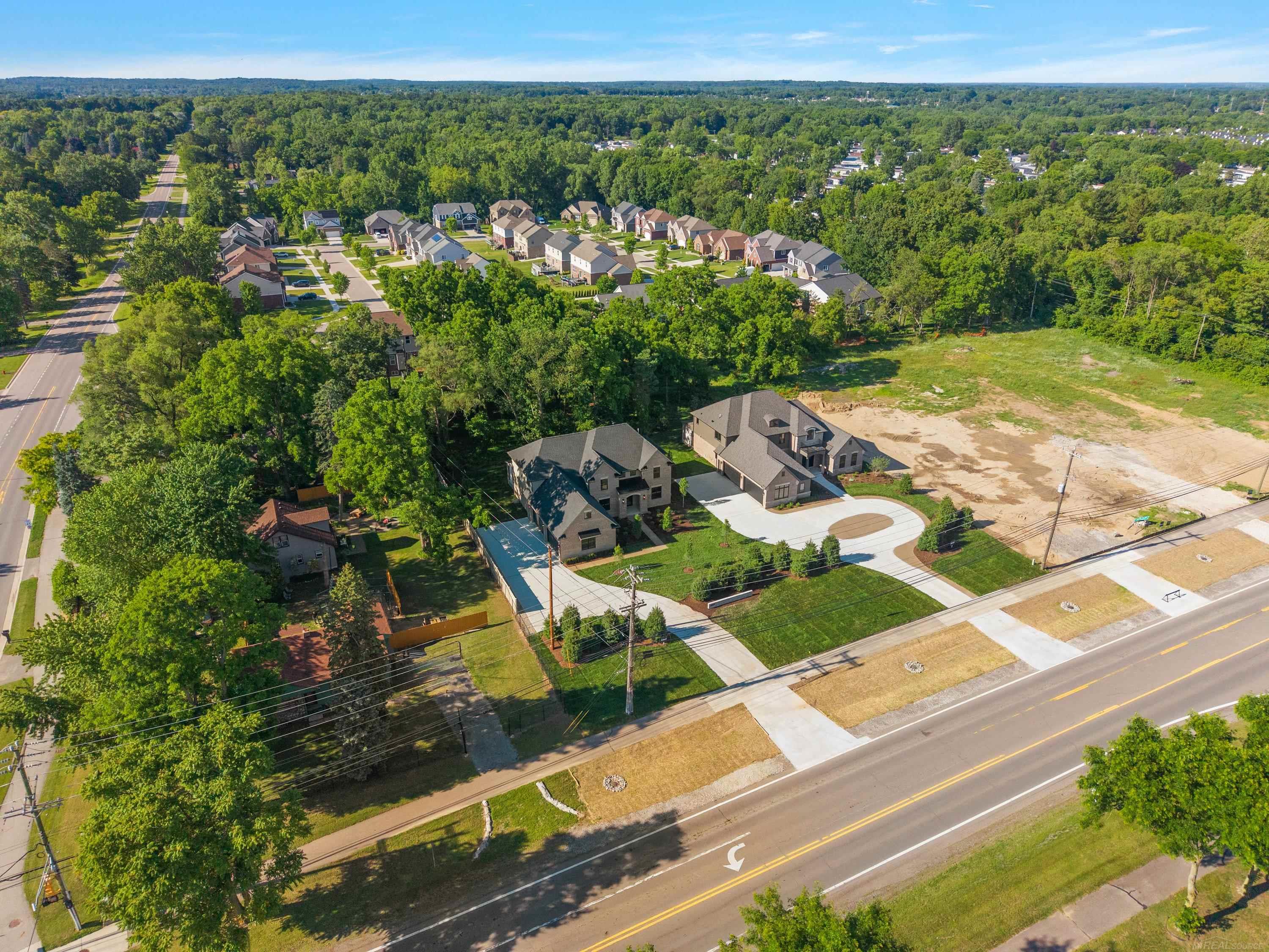 1051 E Avon Road Property Photo 60