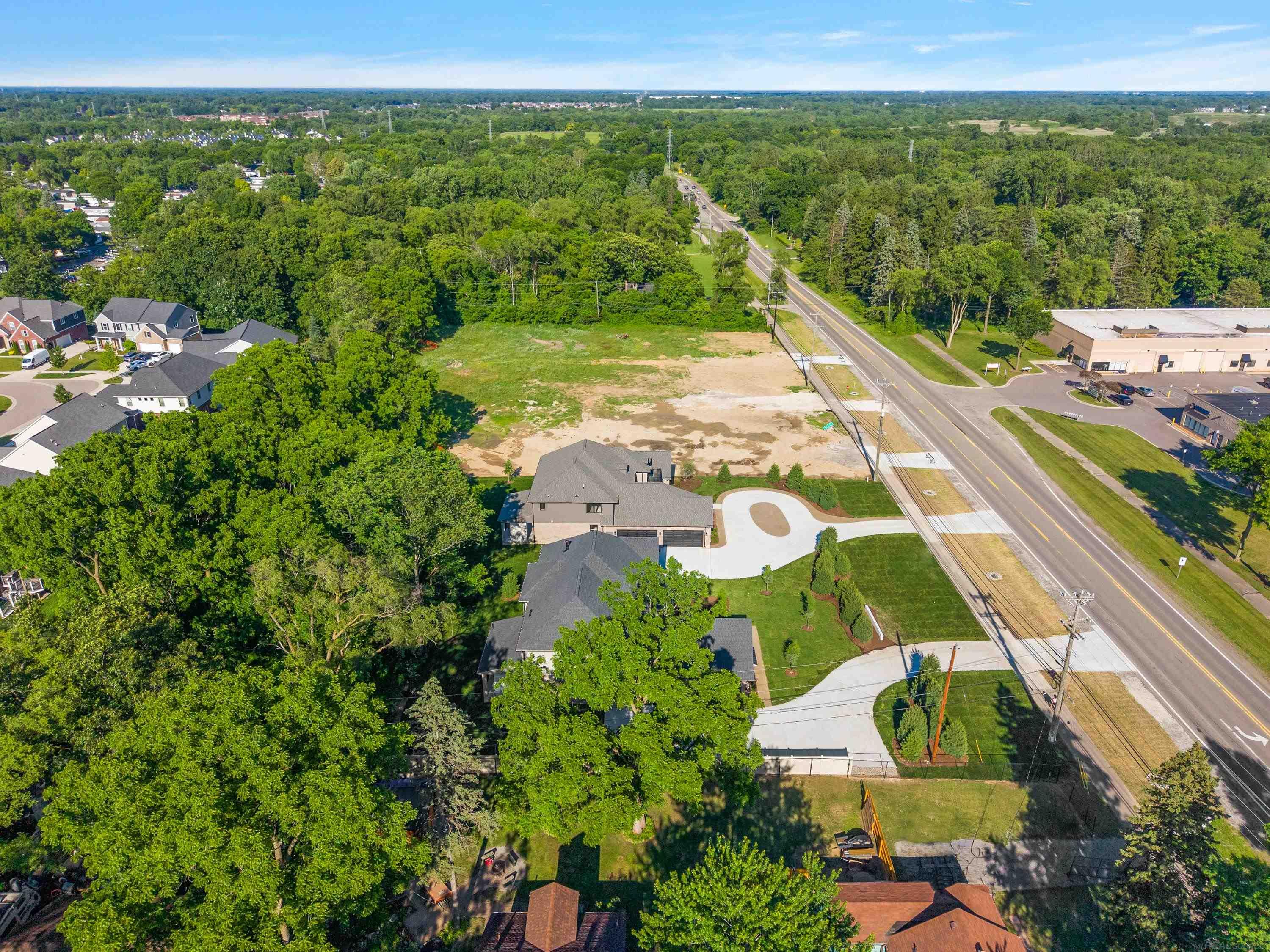 1051 E Avon Road Property Photo 61