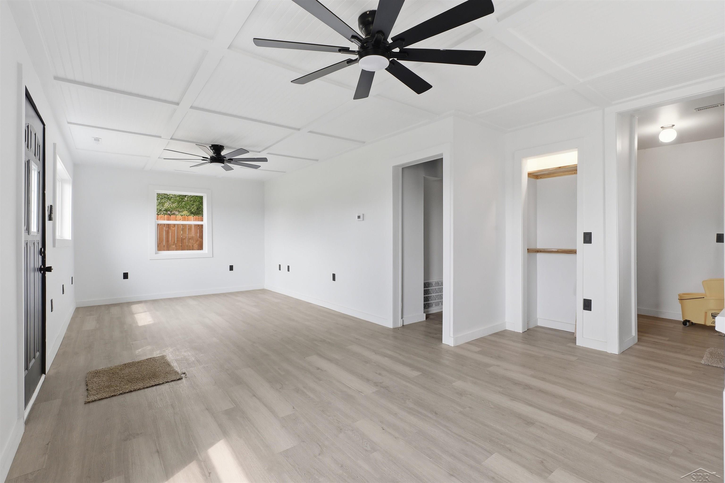 9095 East Road Property Photo 24