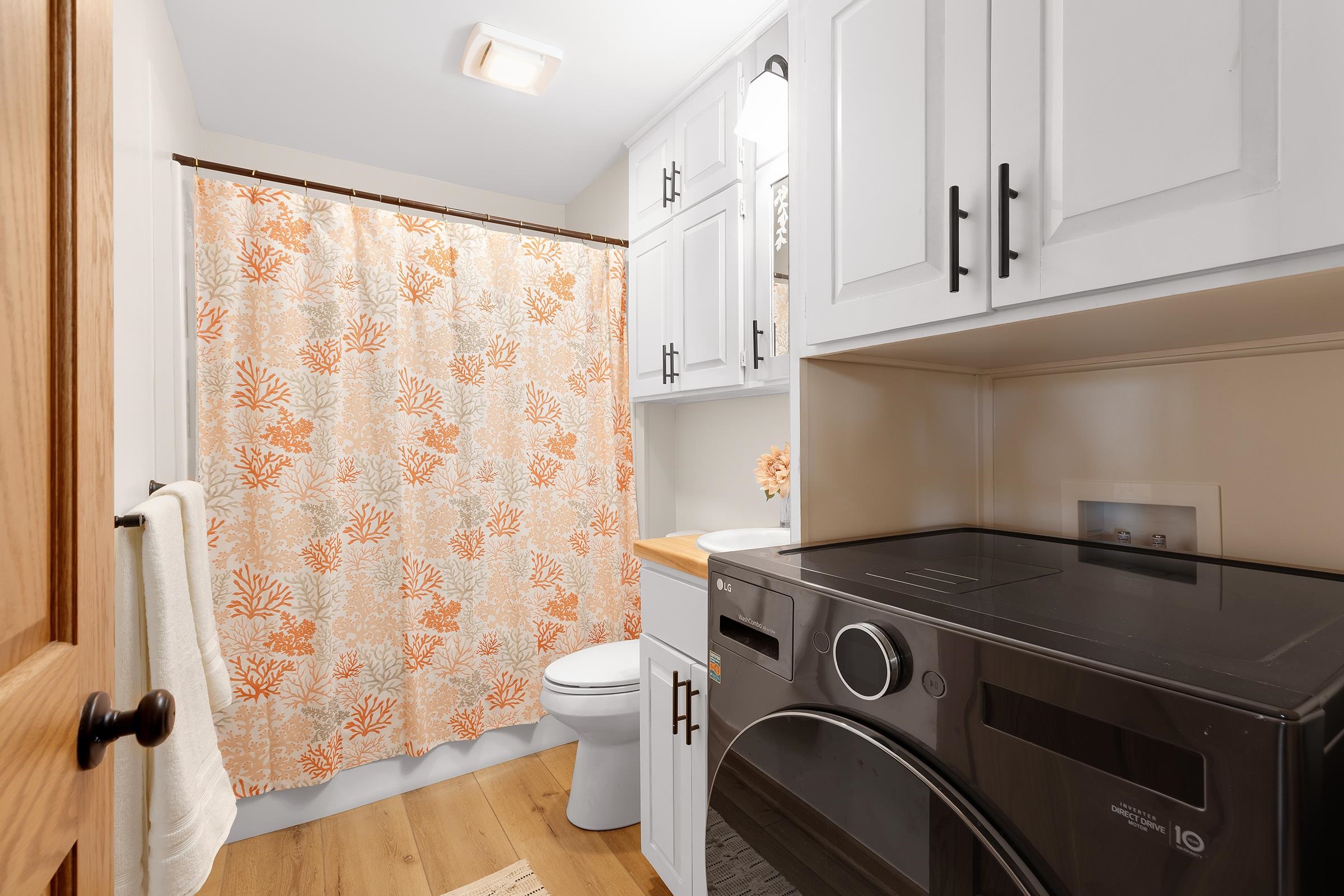 5423 Oakridge Drive Property Photo 13