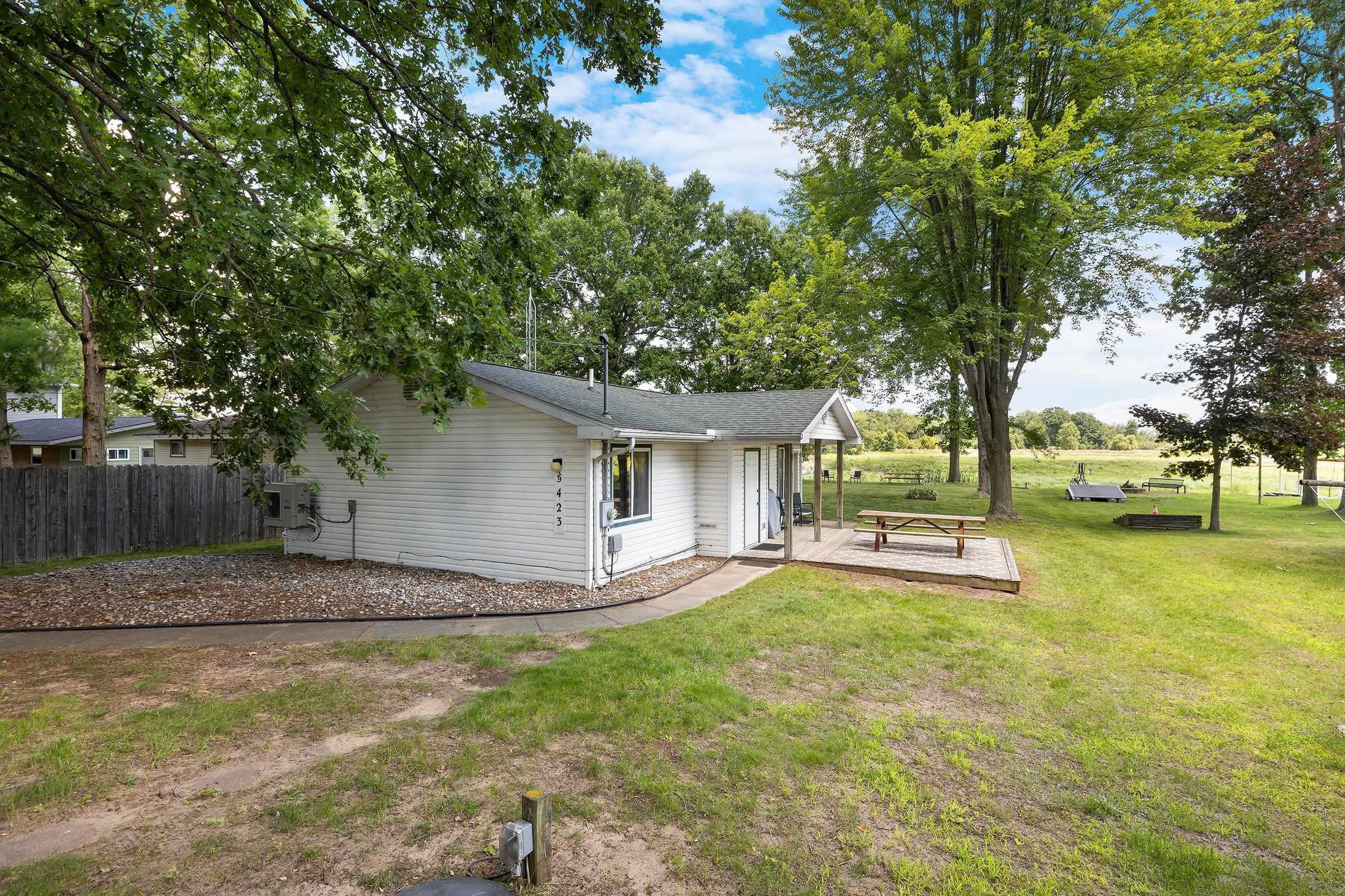 5423 Oakridge Drive Property Photo 21