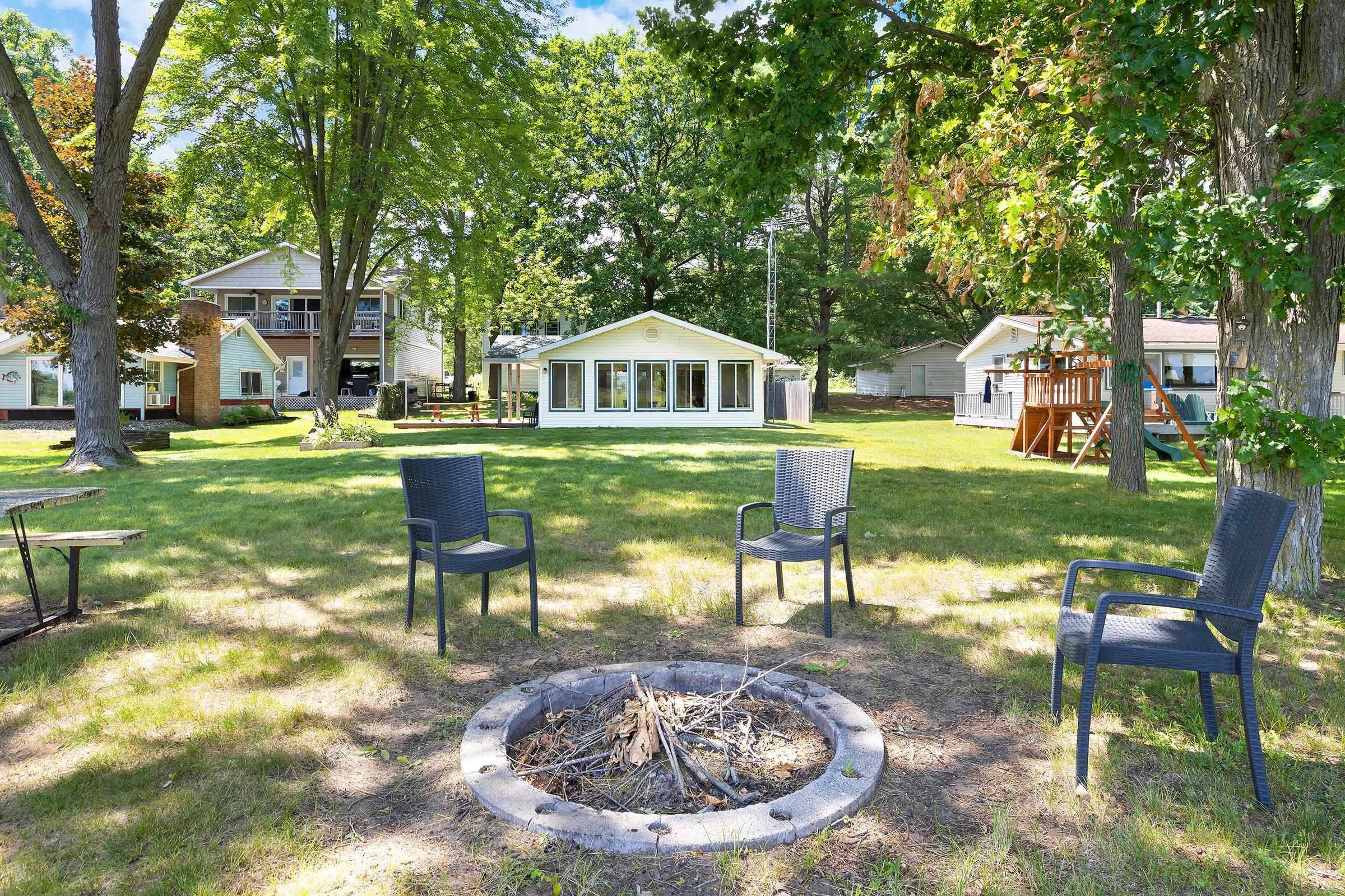 5423 Oakridge Drive Property Photo 35