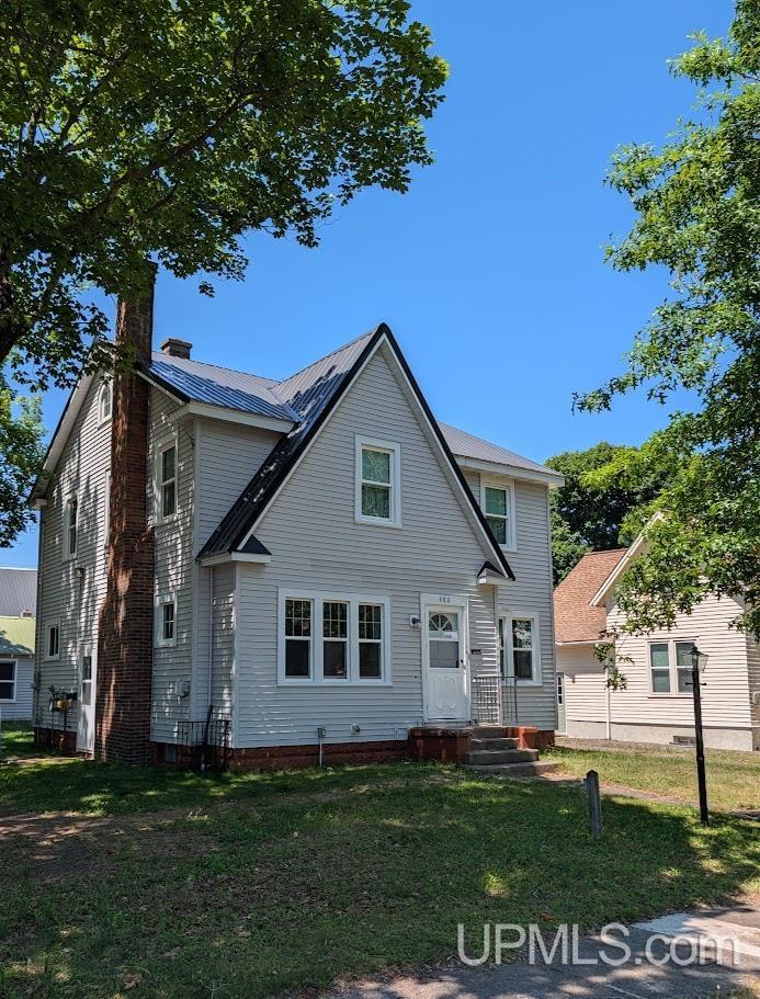 602 Chippewa Street Property Photo 1