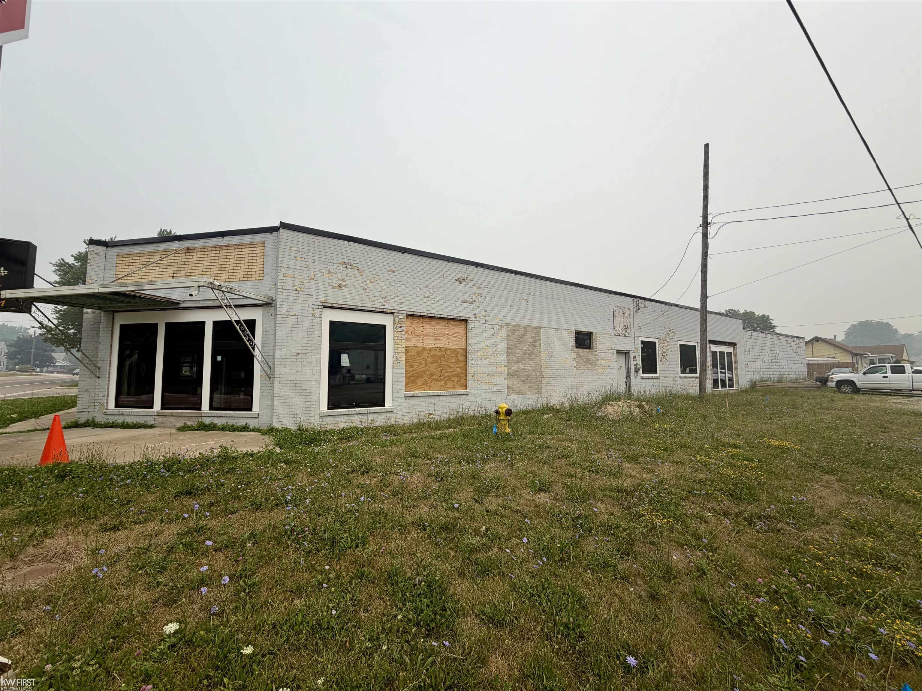 6006 N State Road Property Photo 4
