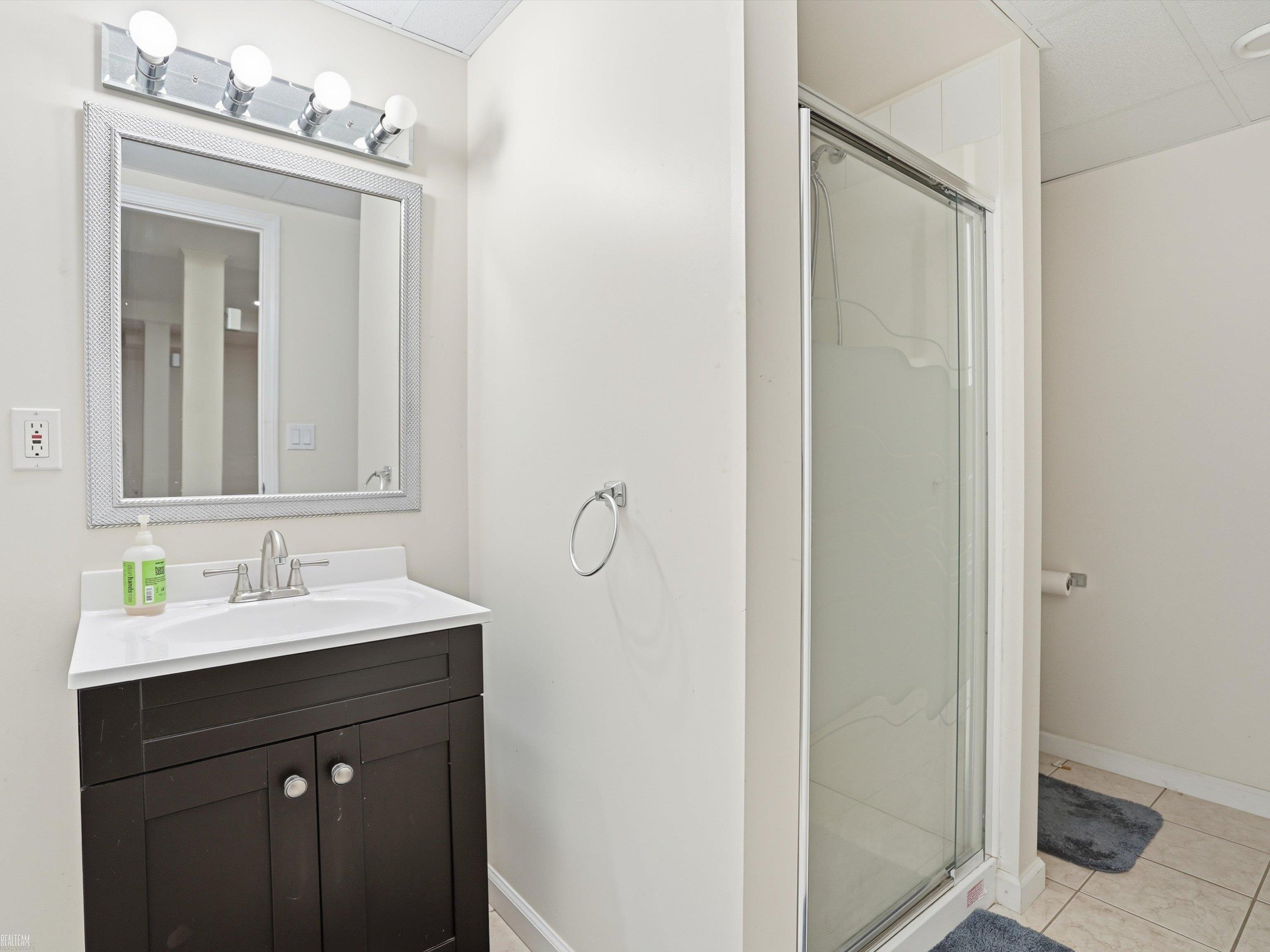 43340 Chester Drive Property Photo 60