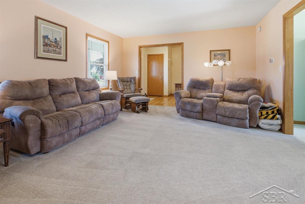 10175 Dove Drive Property Photo 8