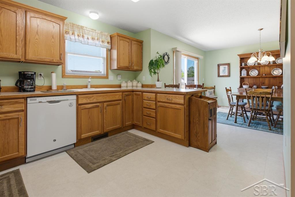 10175 Dove Drive Property Photo 13