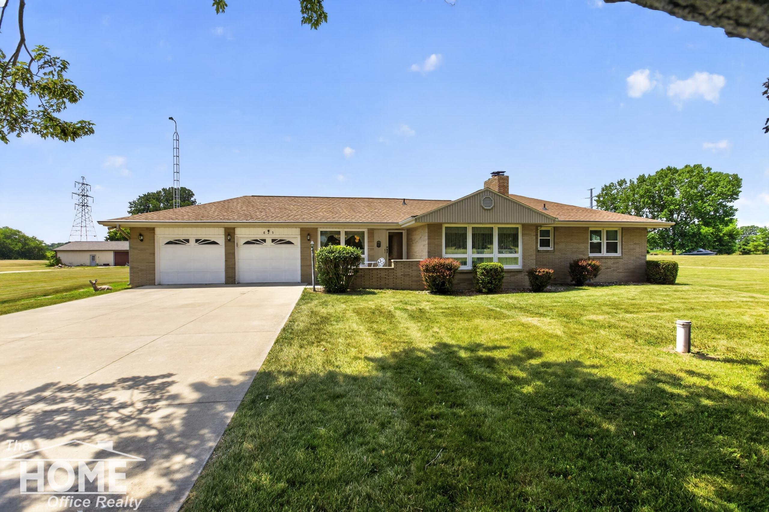 825 N State Road Property Photo 1