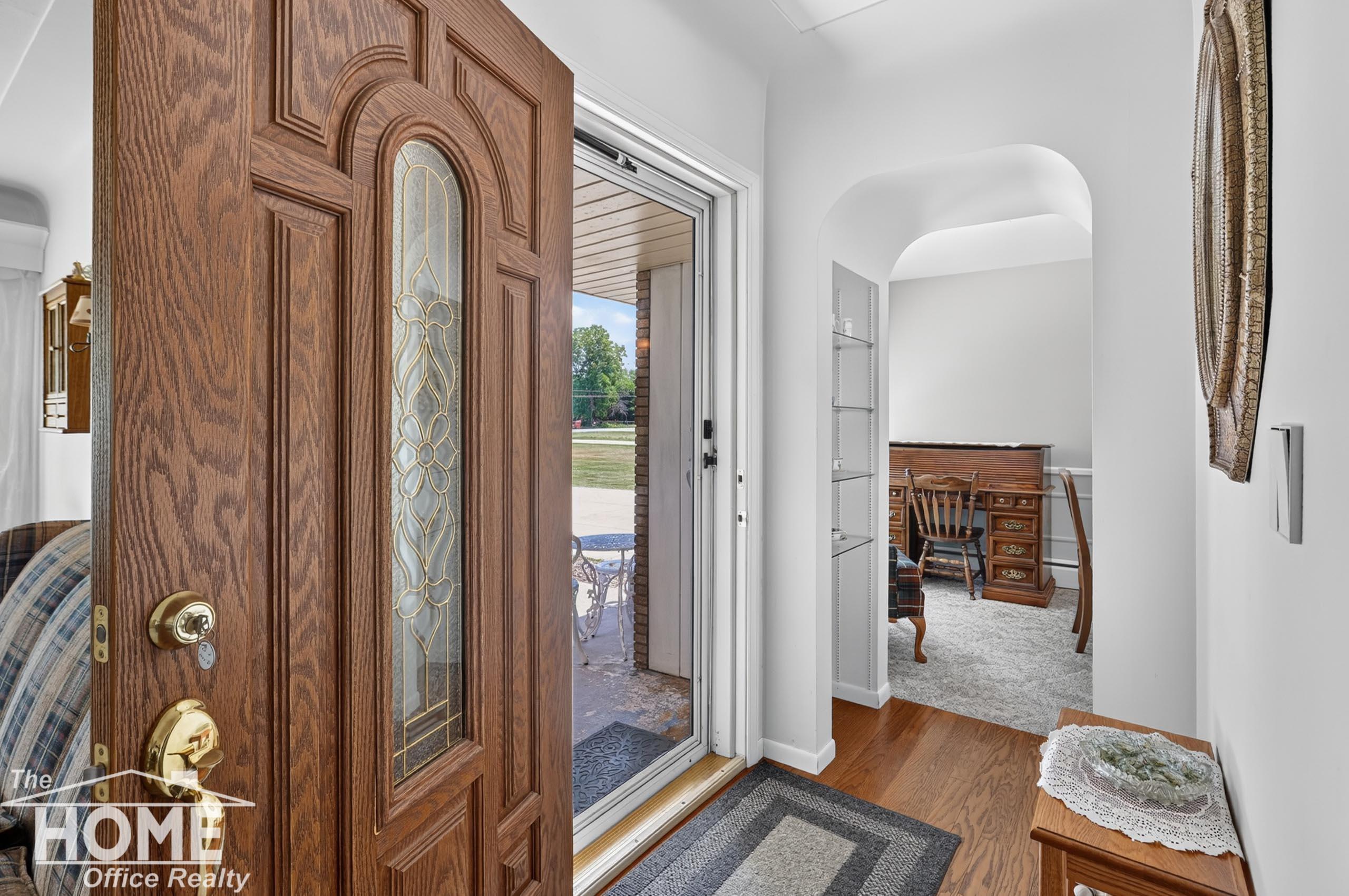 825 N State Road Property Photo 4