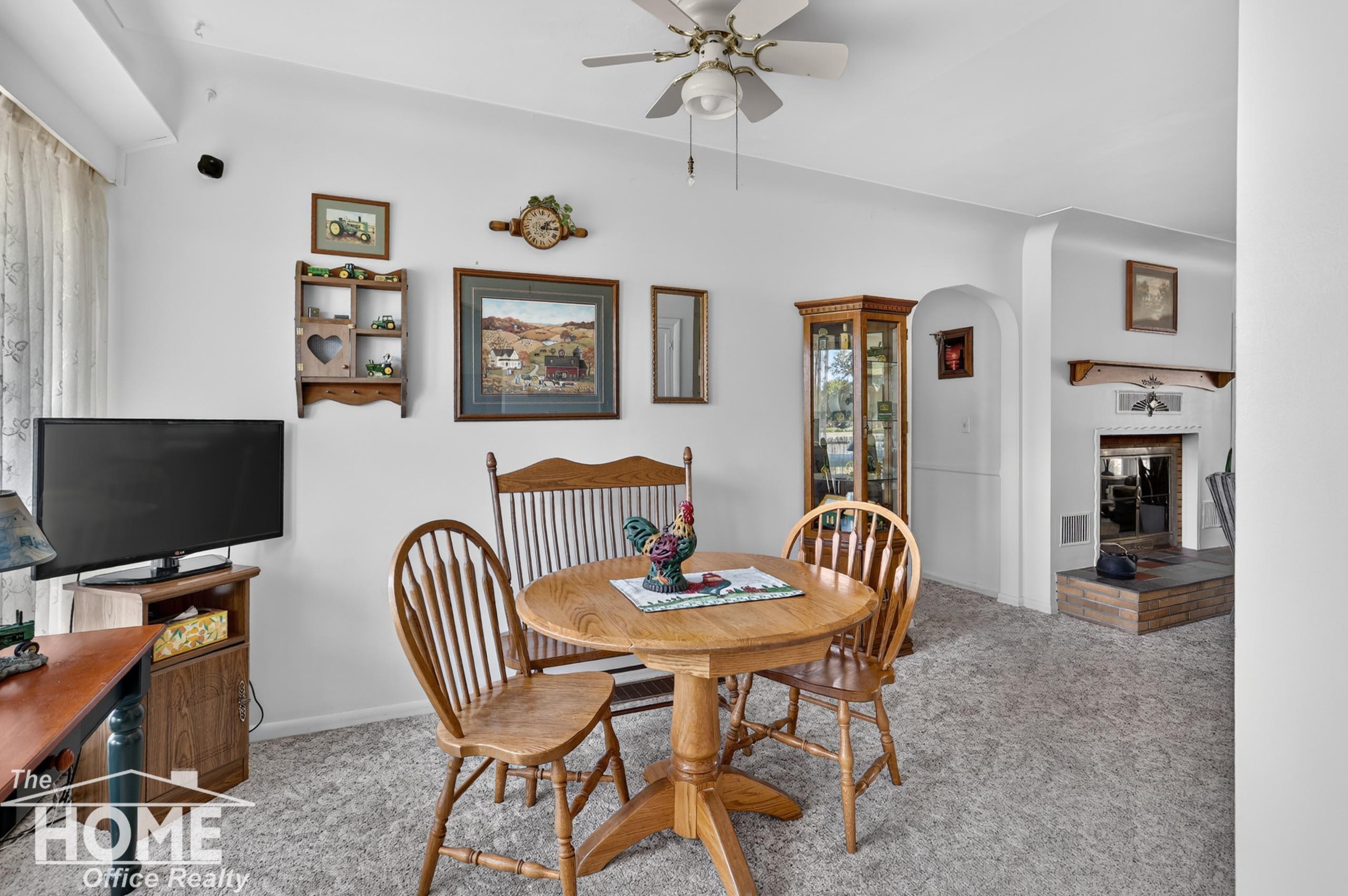 825 N State Road Property Photo 7