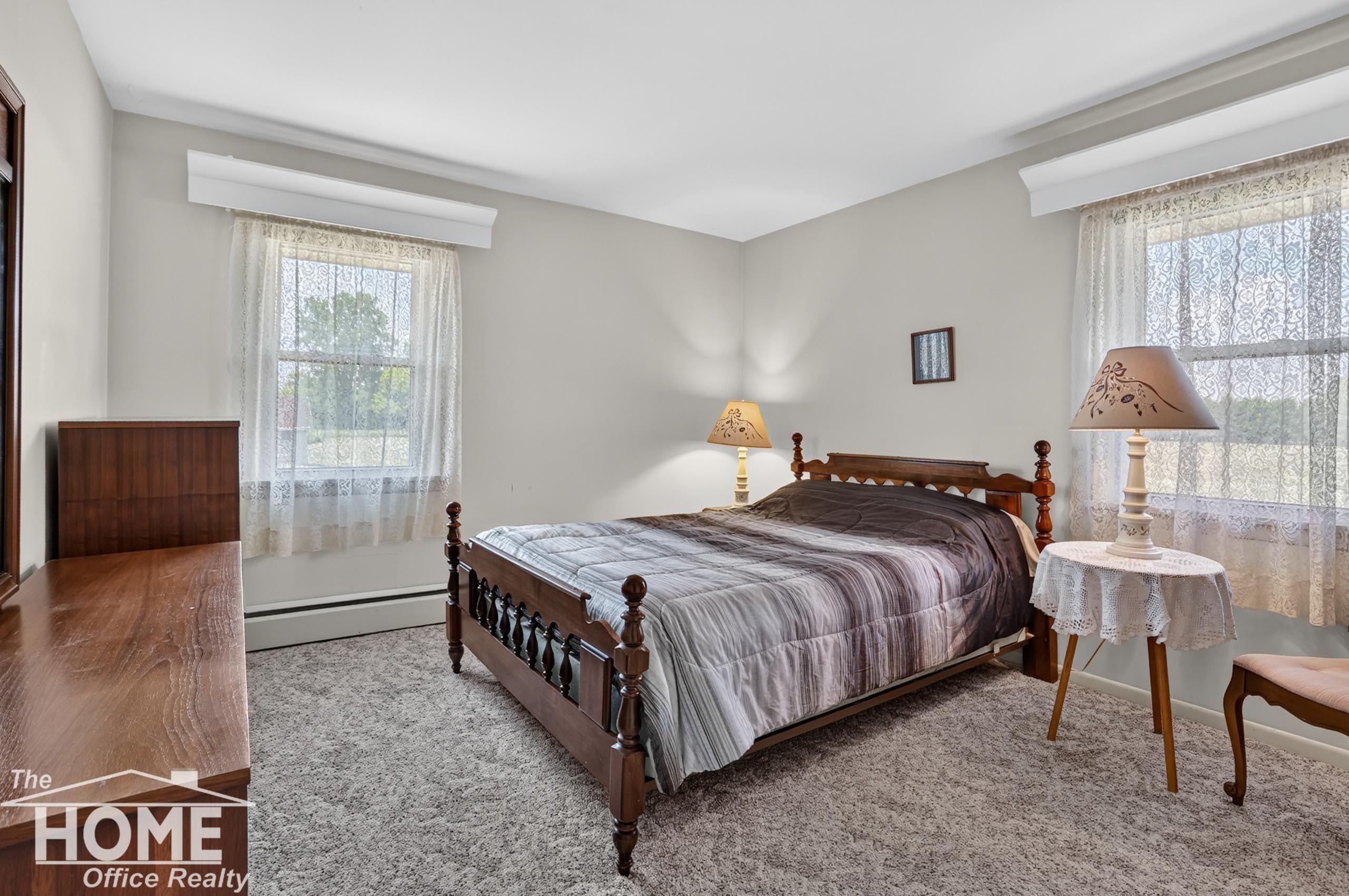 825 N State Road Property Photo 15