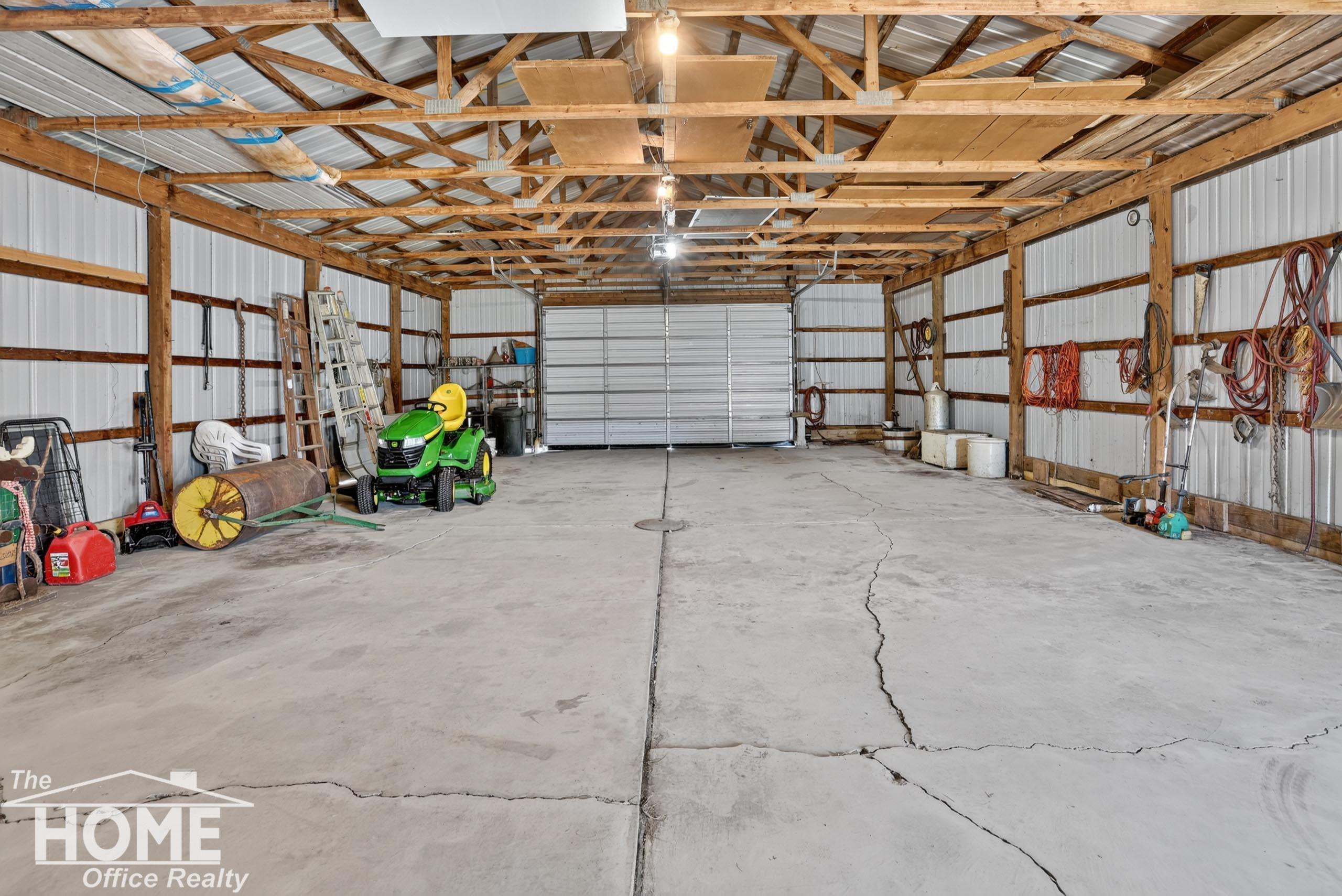 825 N State Road Property Photo 21
