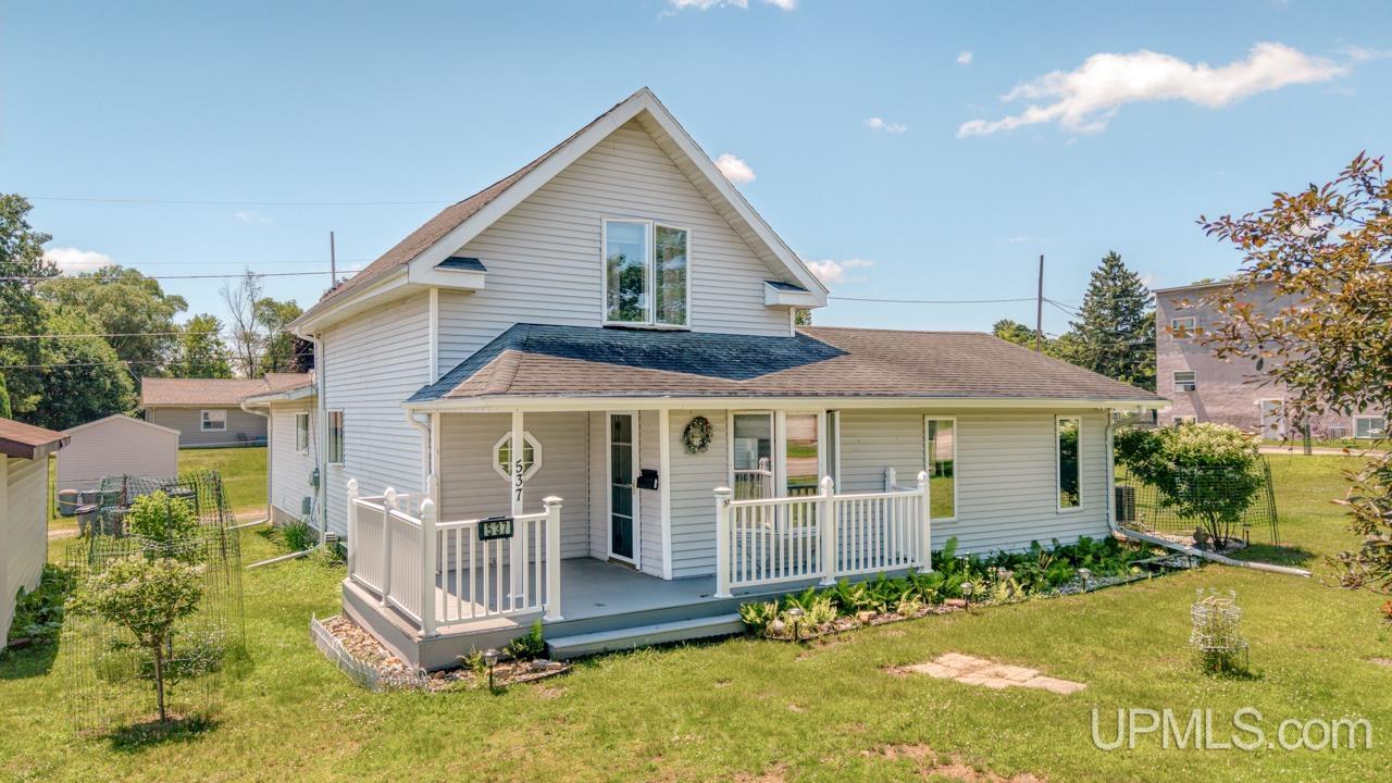 537 W Breitung Avenue Property Photo 1
