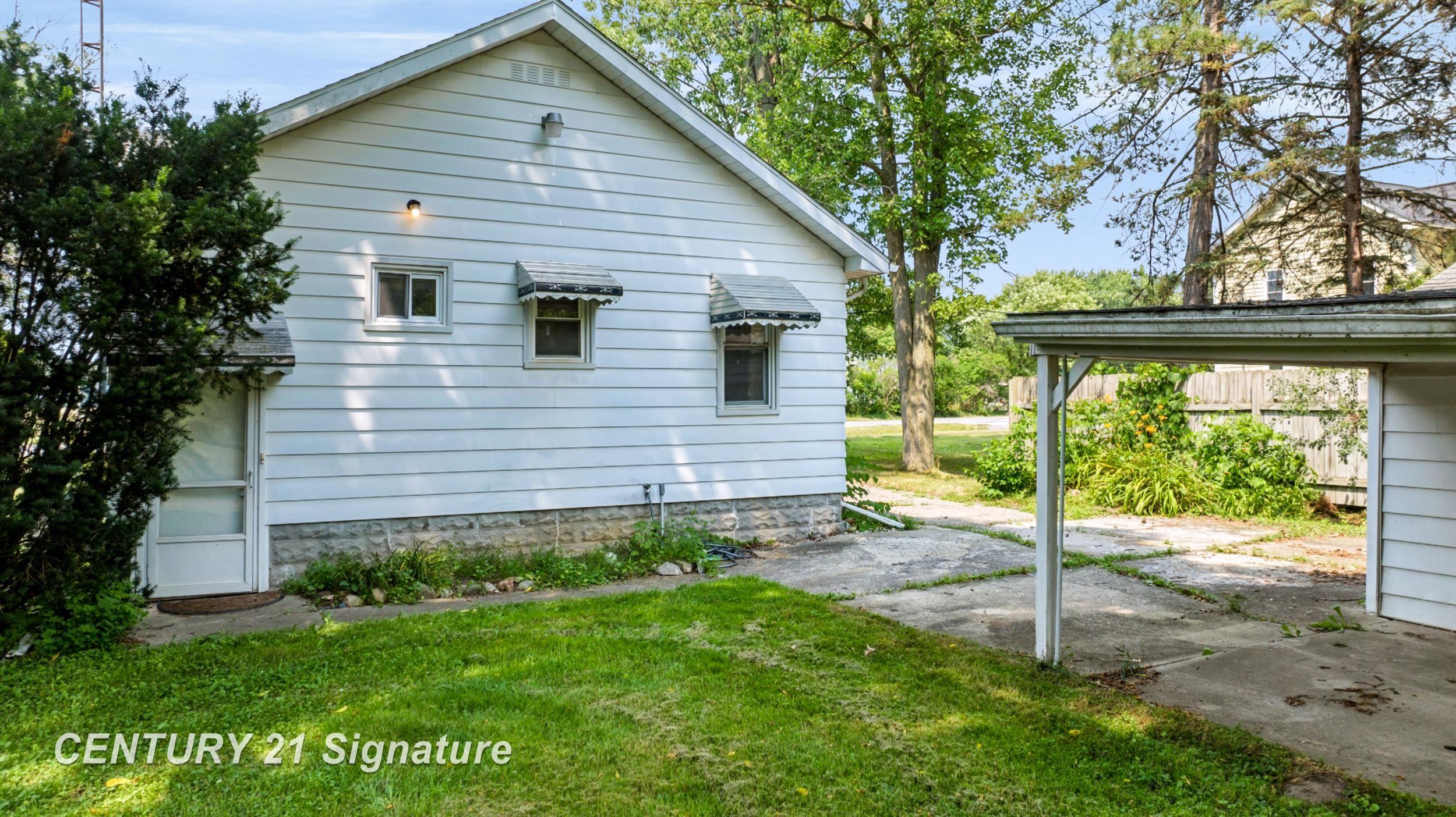 6217 Coldwater Road Property Photo 4