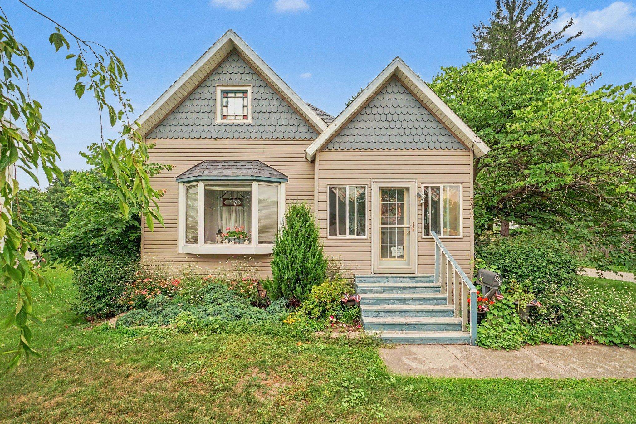535 E Sebewaing Street Property Photo 1