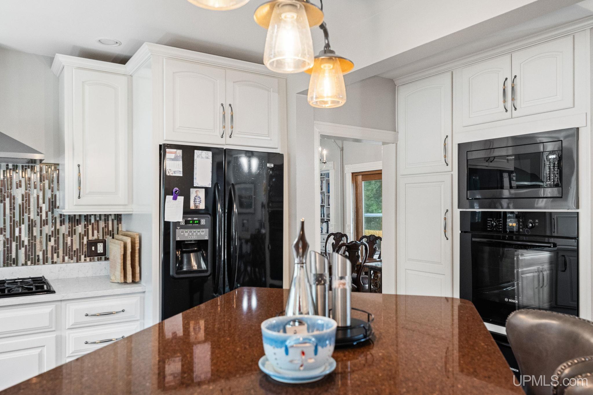 602 Spruce Street Property Photo 13