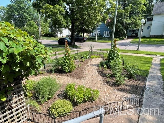 602 Spruce Street Property Photo 48