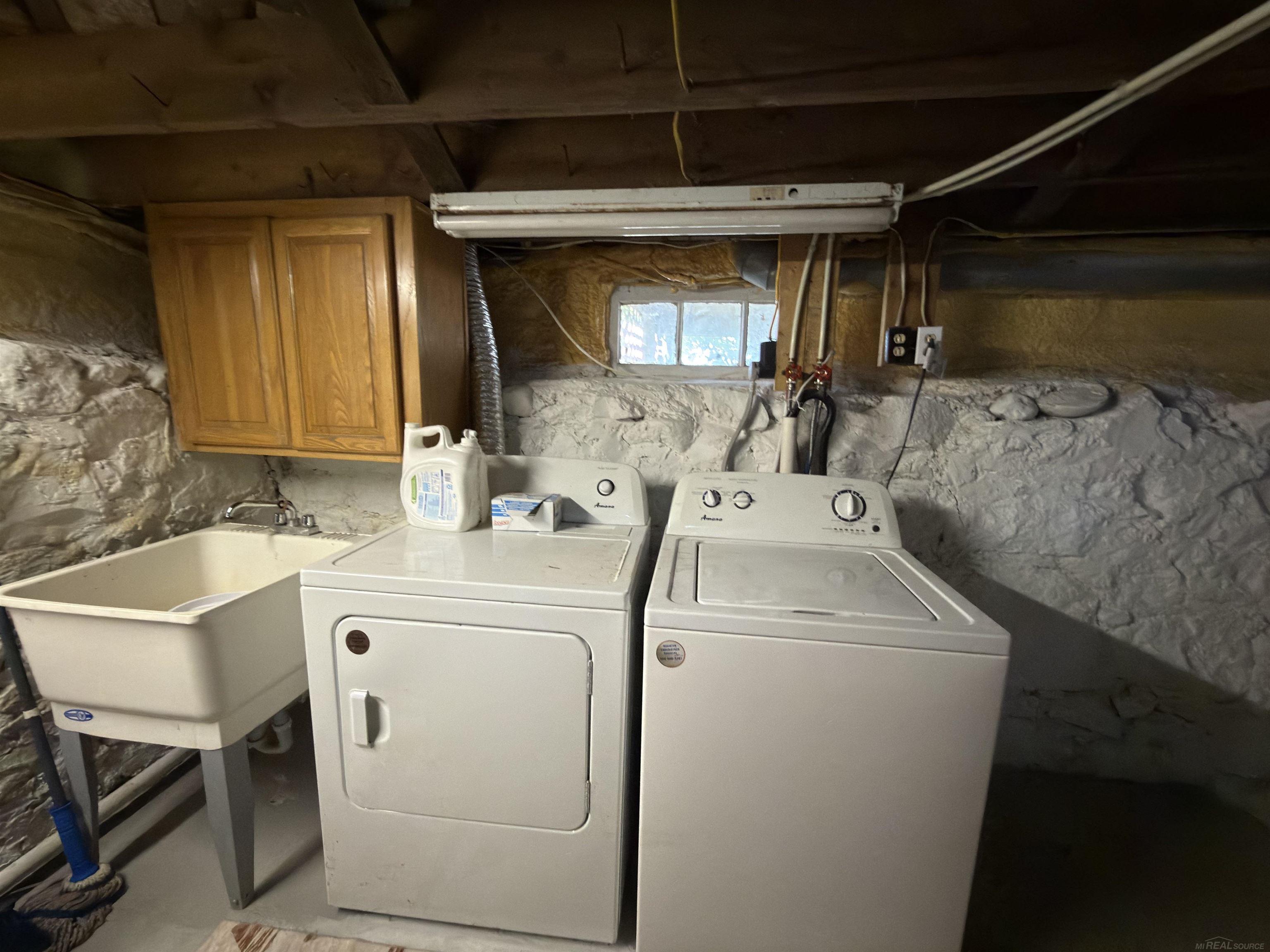 4951 Deckerville Road Property Photo 15