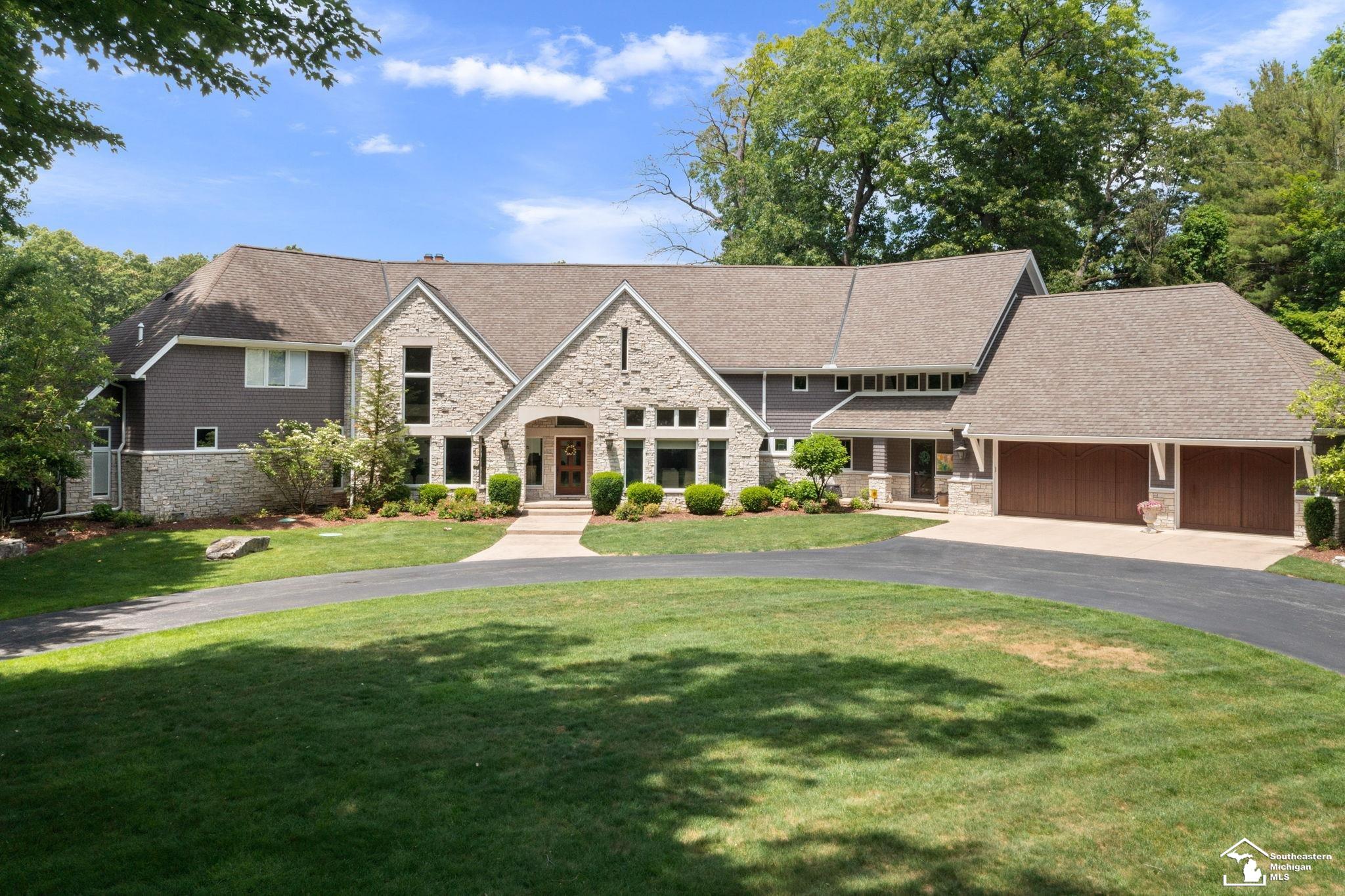6217 Flanders Road Property Photo 1