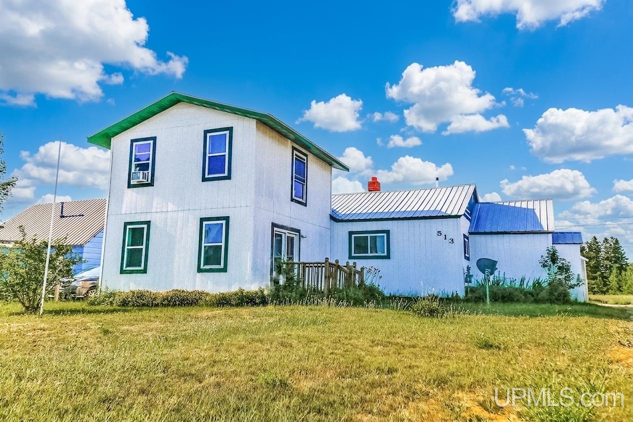 513 W Victory Way