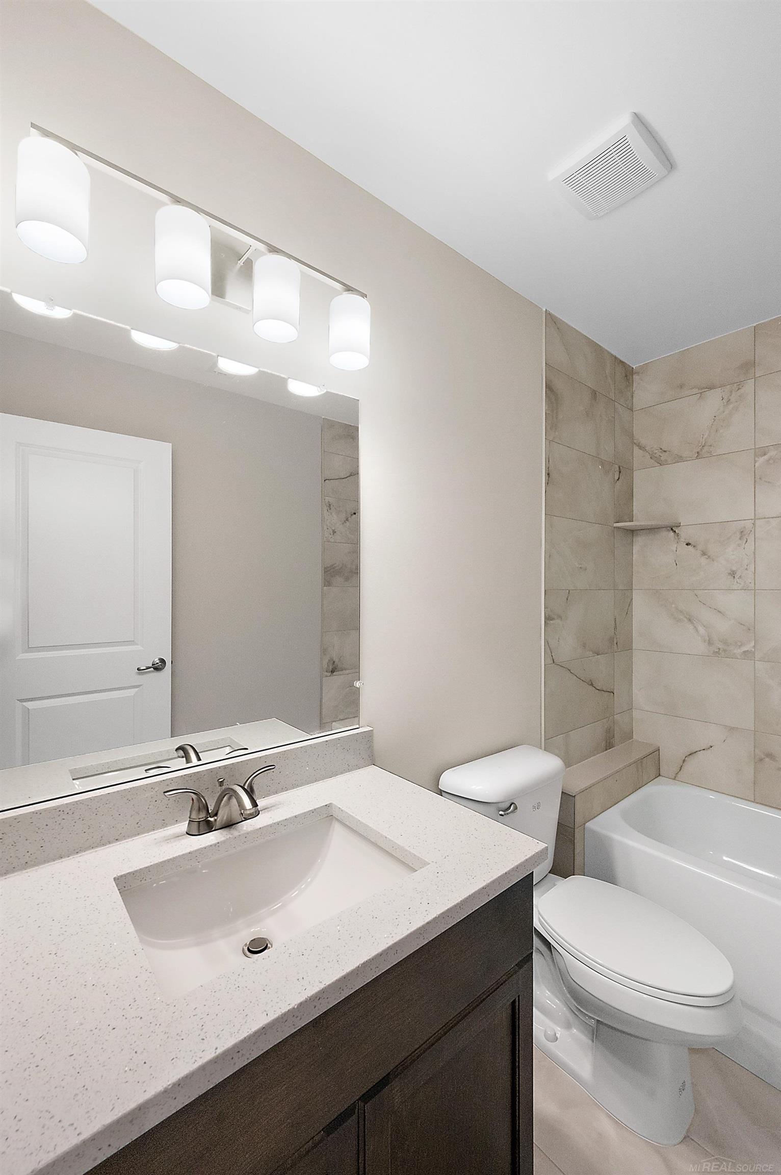18901 Via Firenze Drive Property Photo 34