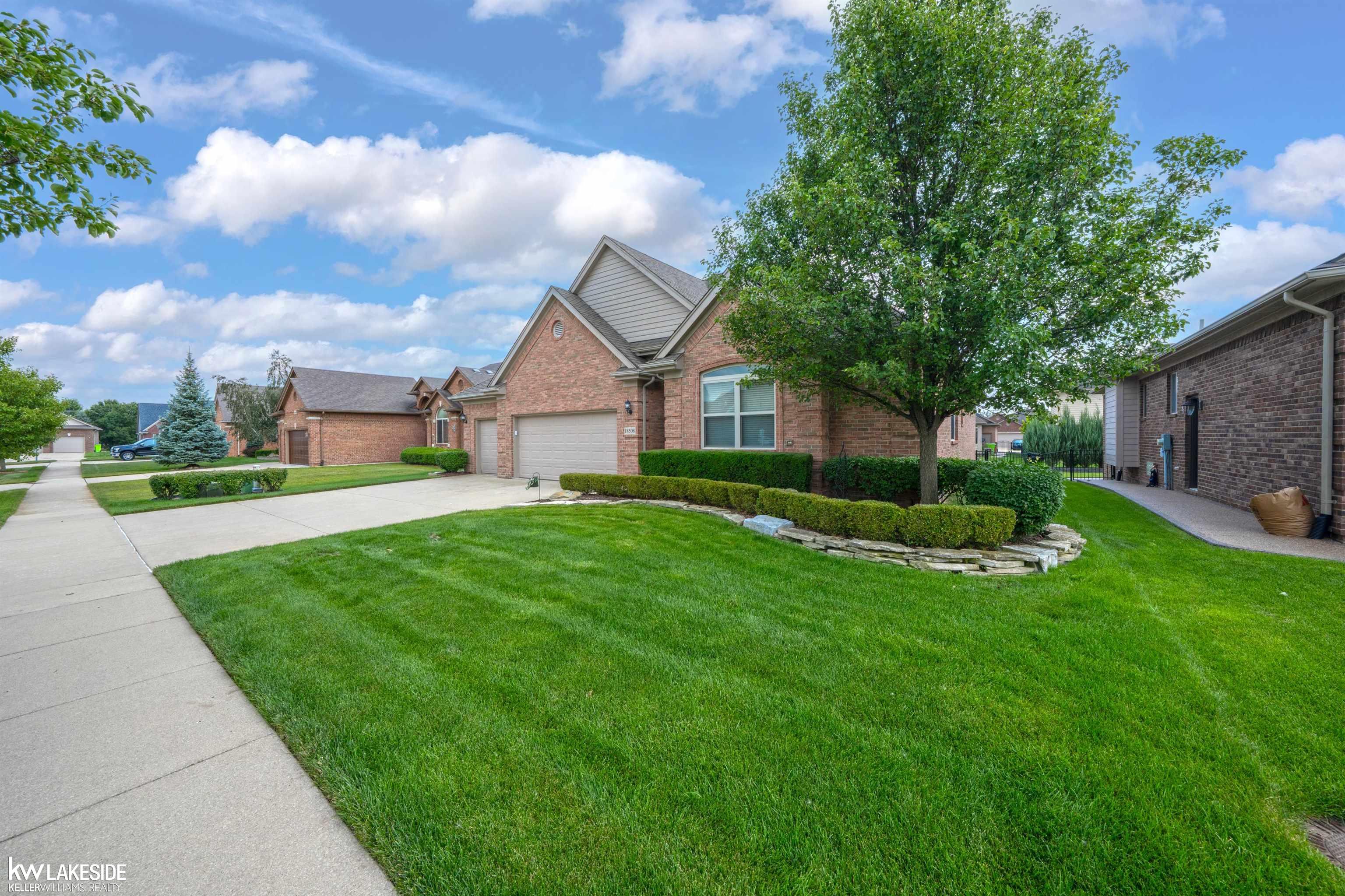 18508 Opal Drive Property Photo 3