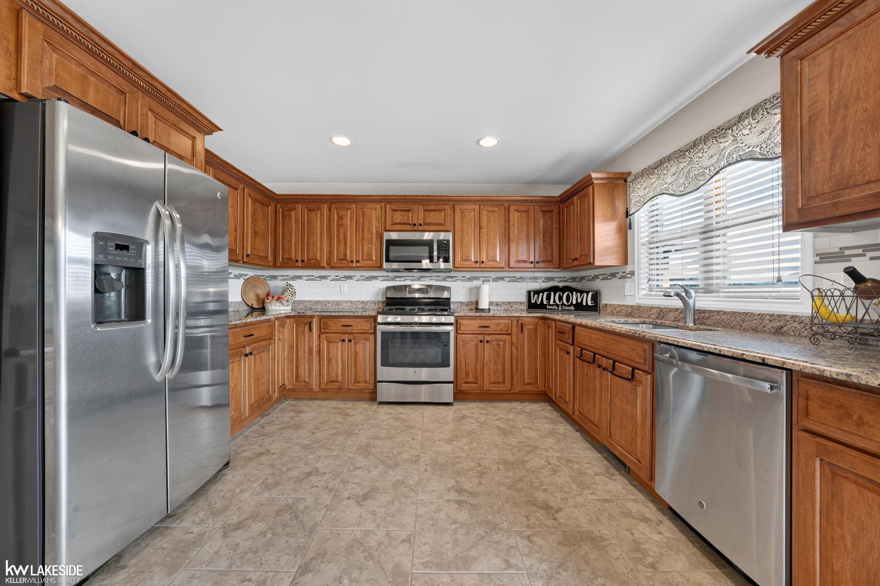 18508 Opal Drive Property Photo 21