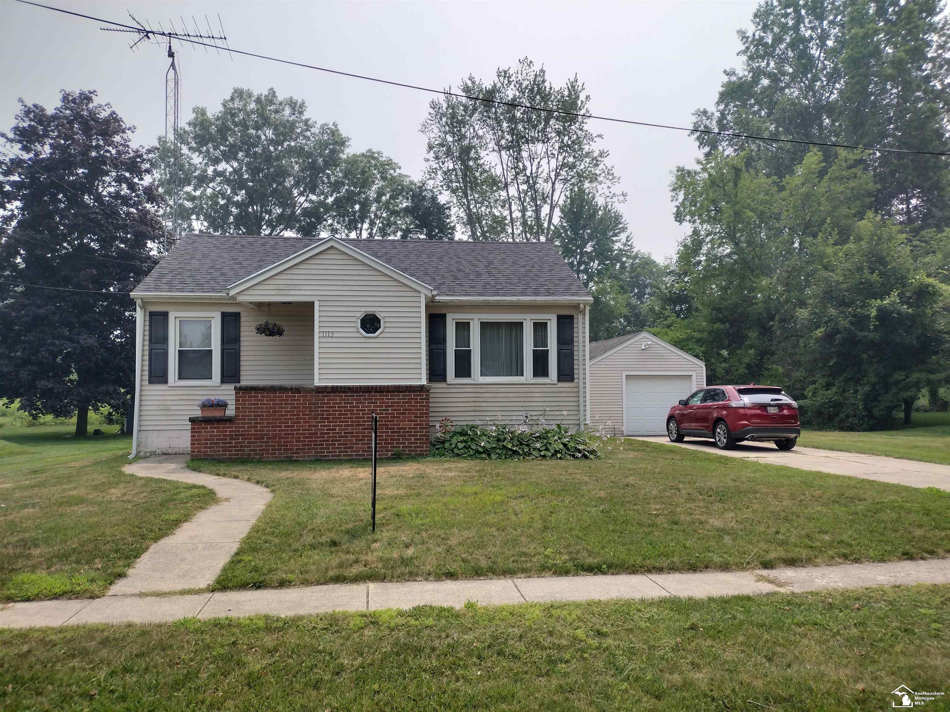 1115 Cherry Street