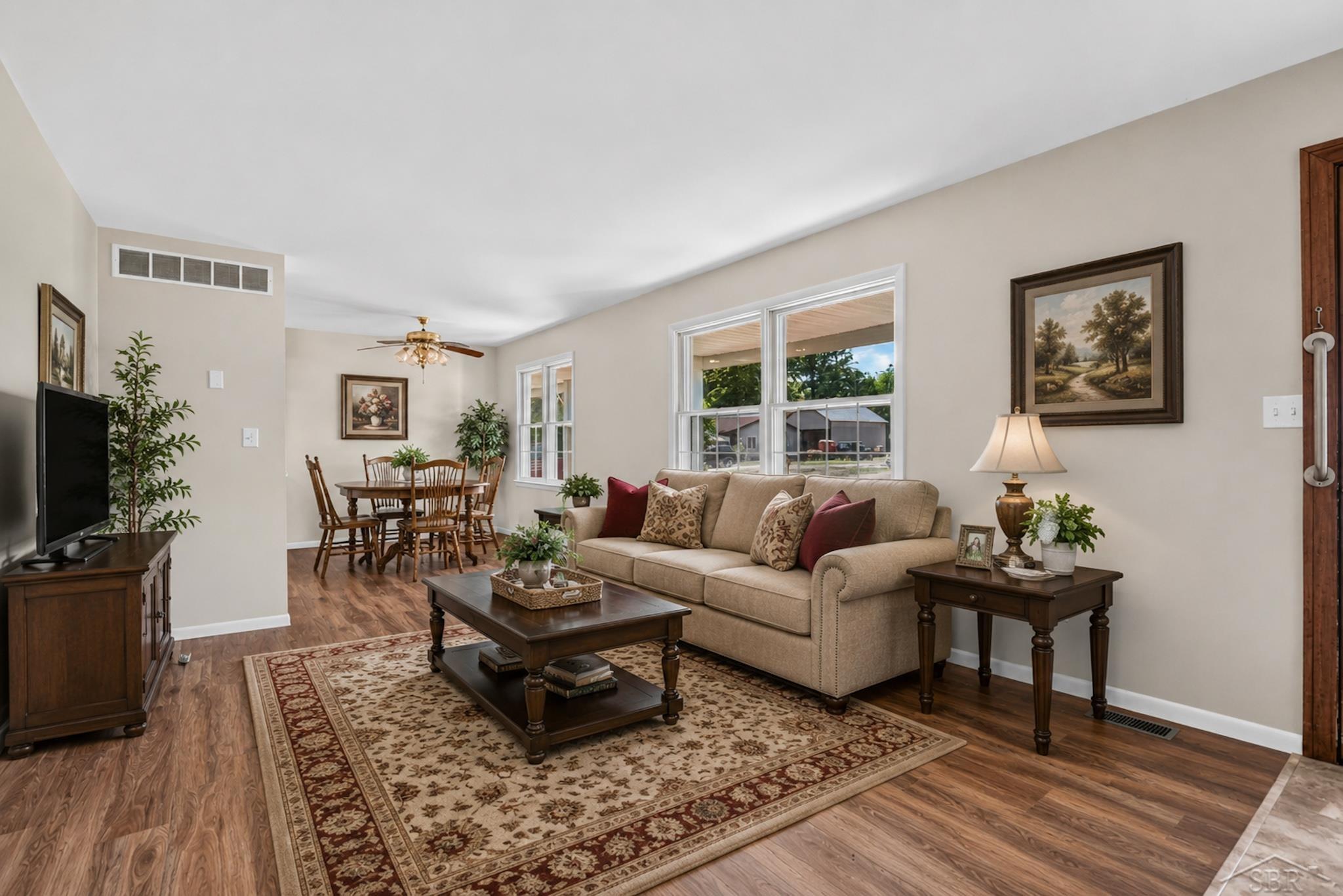 445 Henry Street Property Photo 5