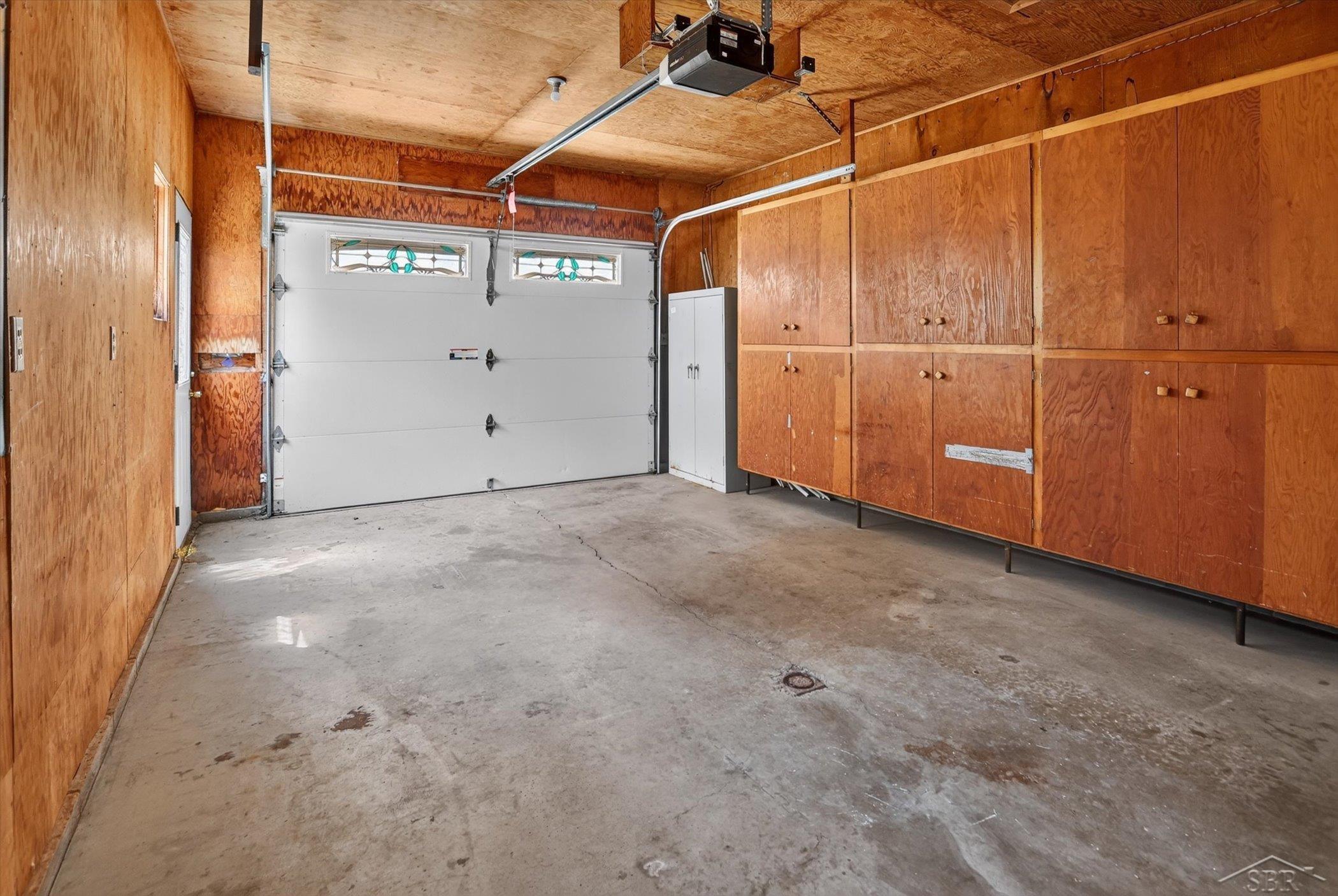 445 Henry Street Property Photo 34