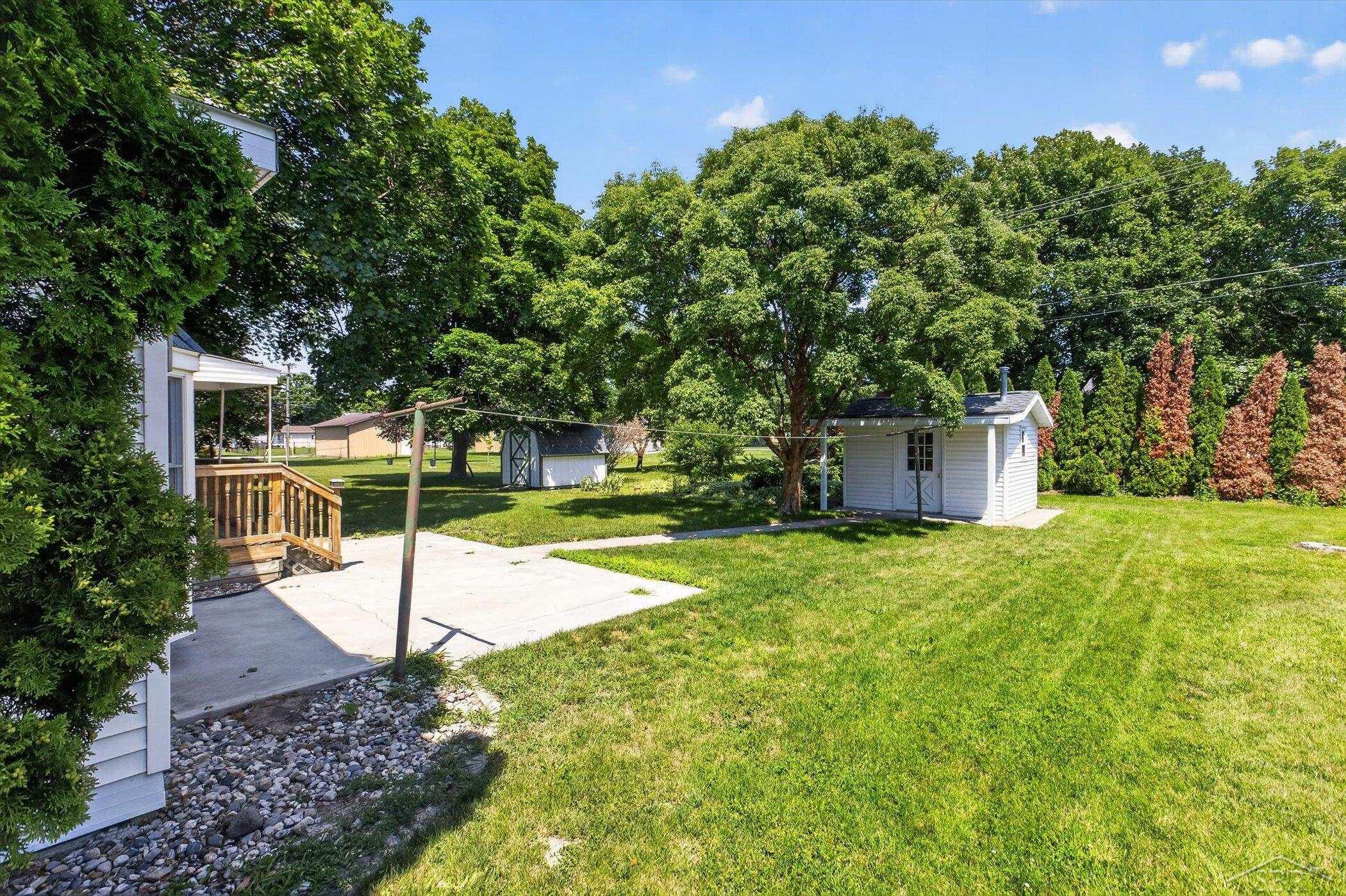 445 Henry Street Property Photo 36