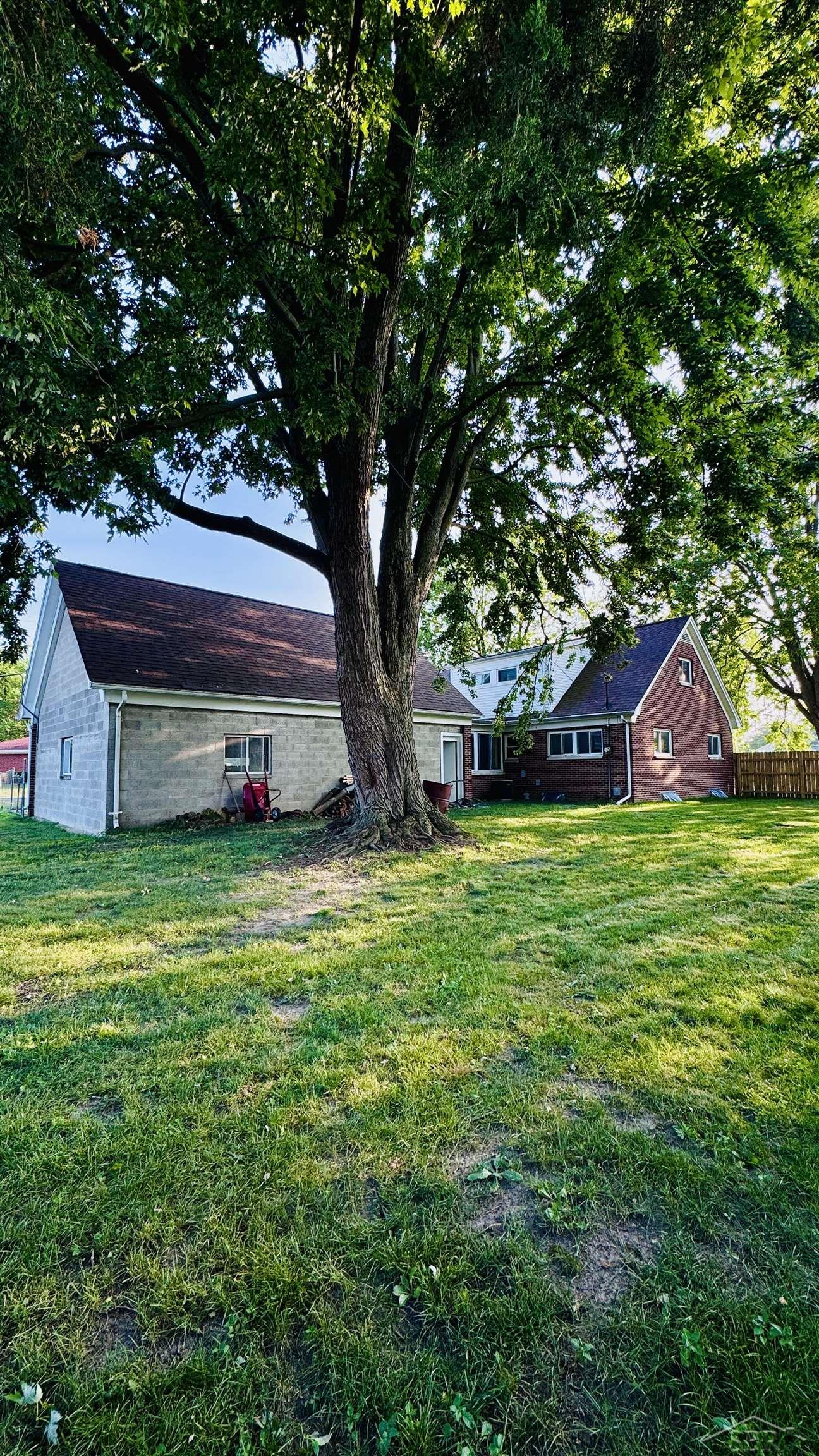 352 S 29th Street Property Photo 5